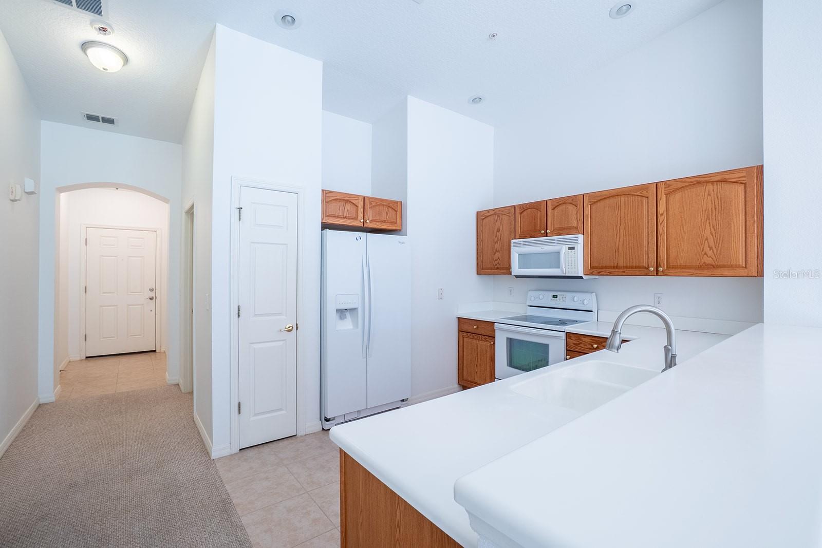 Image 29 of 60 For 1000 Canopy Walk Lane 1034