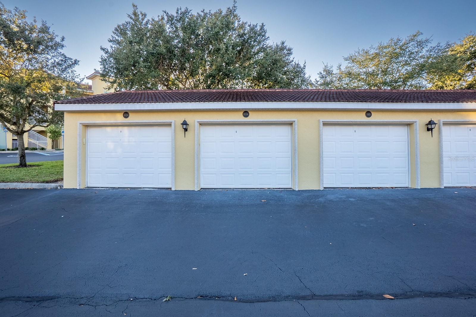 Image 39 of 60 For 1000 Canopy Walk Lane 1034