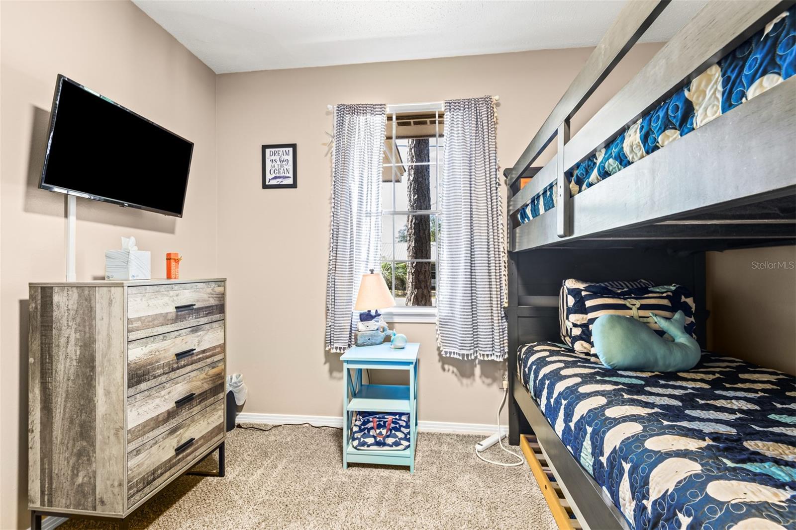 Image 26 of 45 For 1040 Jocelin Road