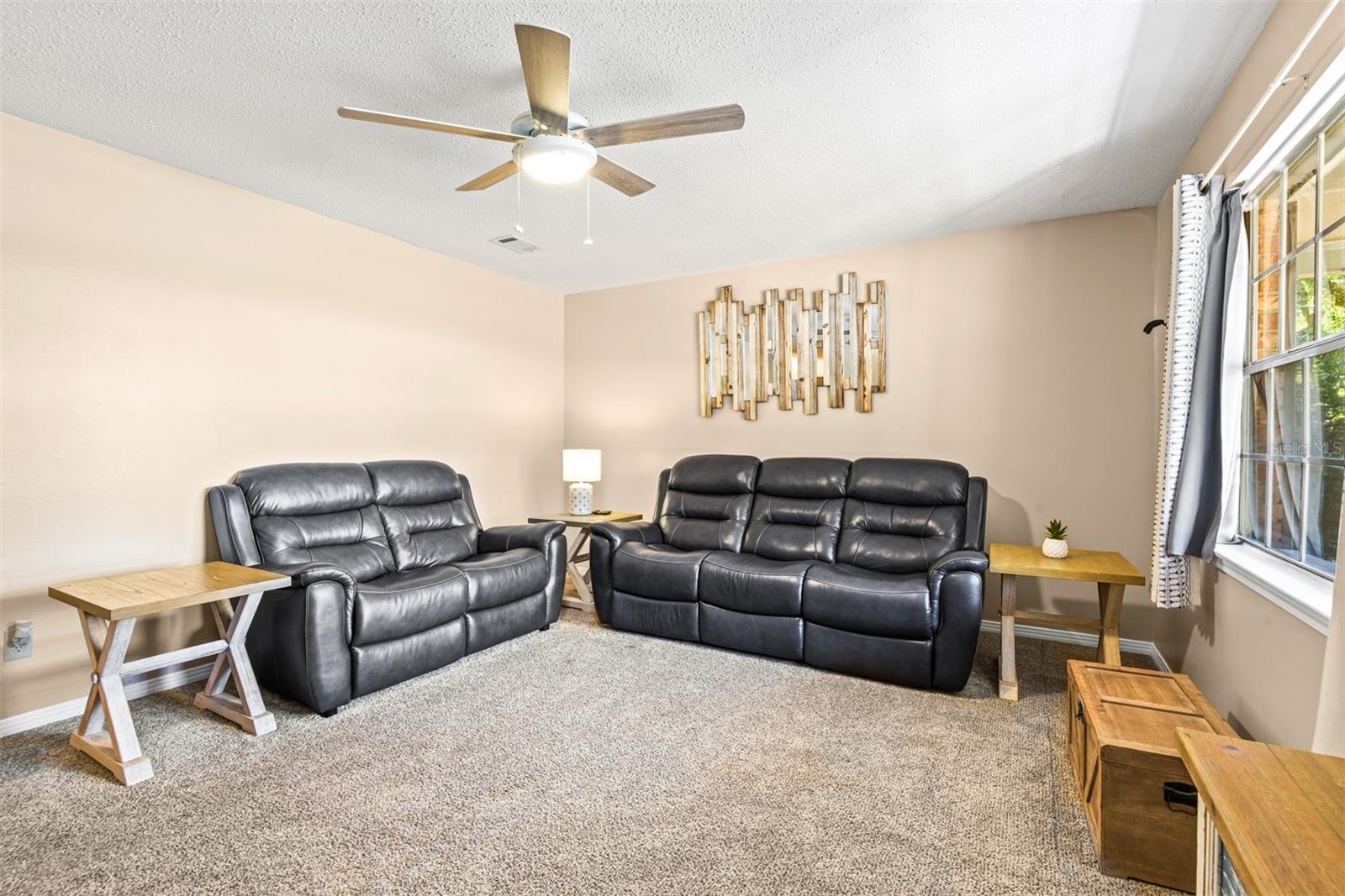 Image 6 of 45 For 1040 Jocelin Road