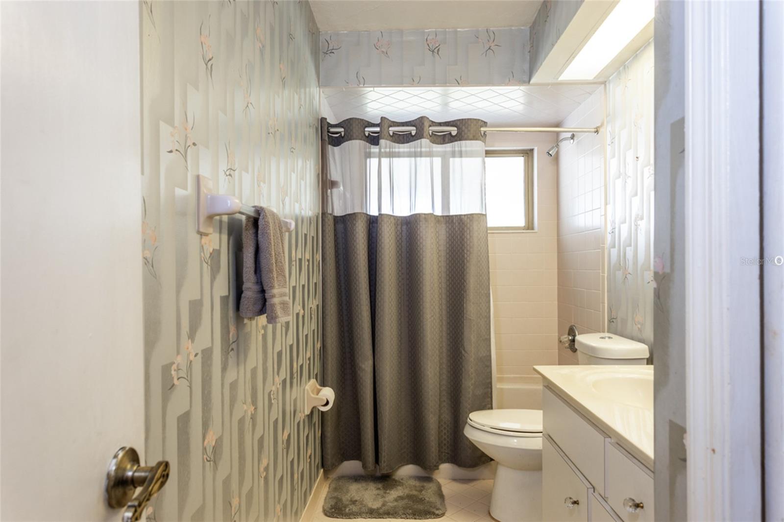 Image 21 of 35 For 156 Bressler Lane