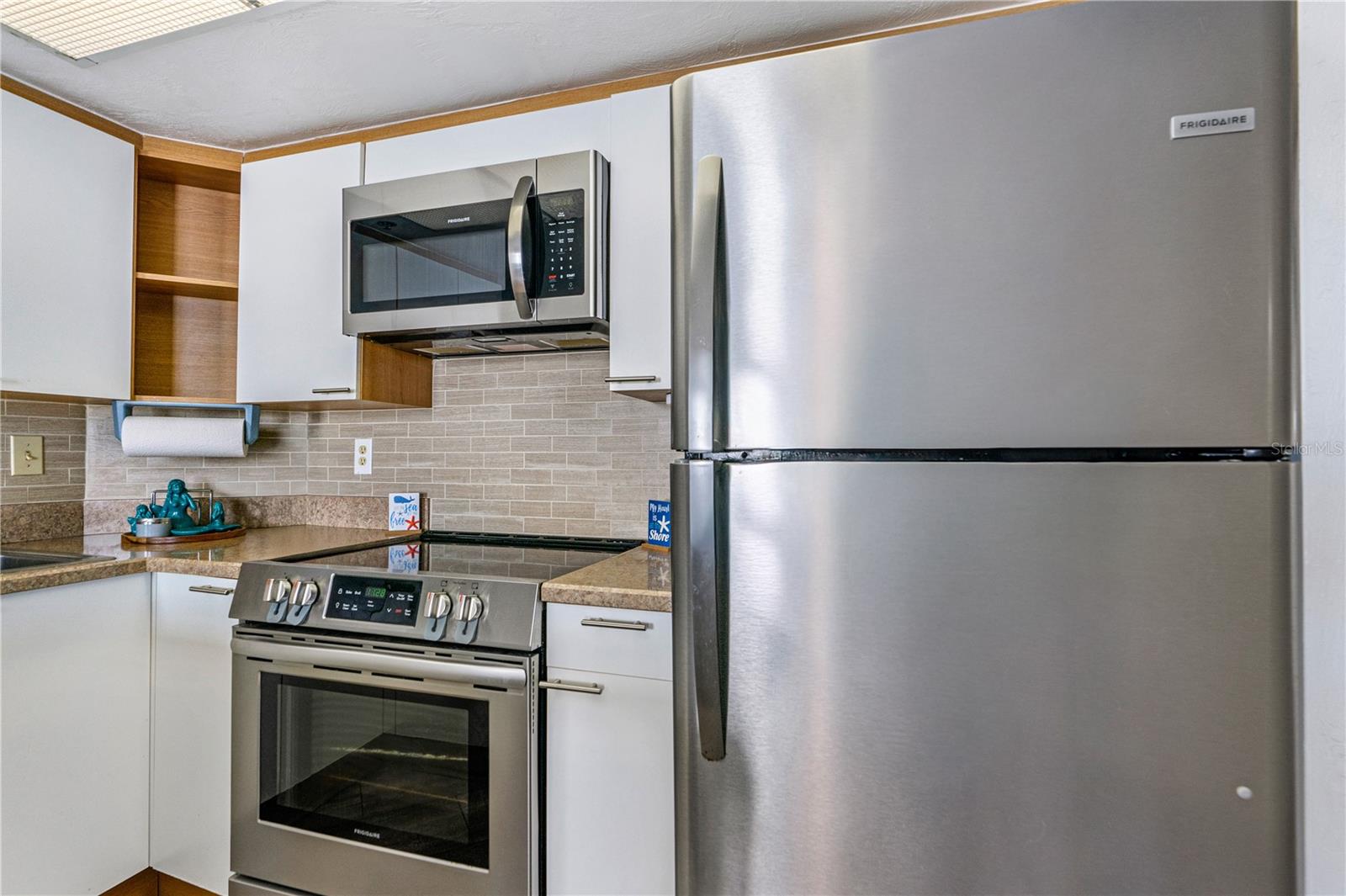 Image 10 of 52 For 3013 Atlantic Avenue 4070