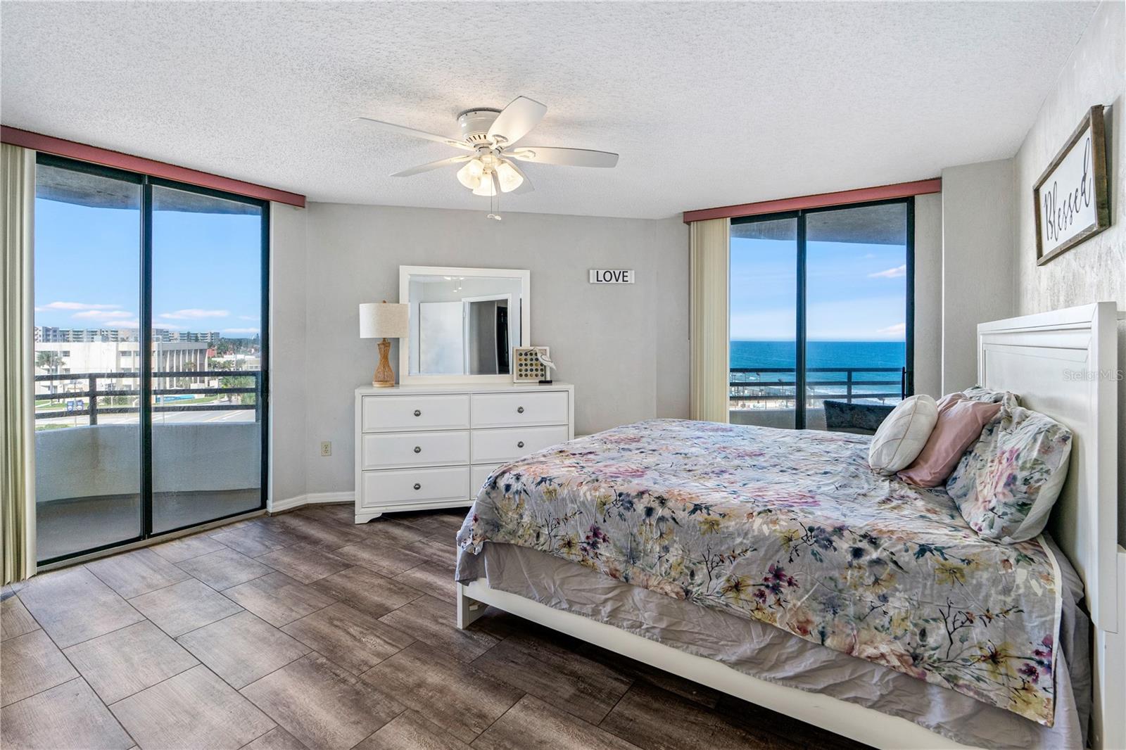 Image 12 of 52 For 3013 Atlantic Avenue 4070