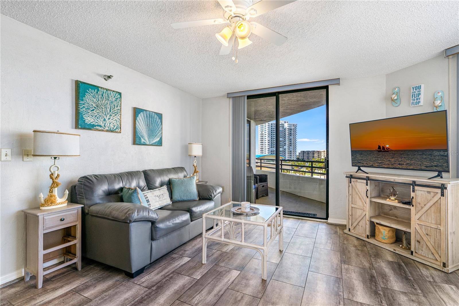 Image 4 of 52 For 3013 Atlantic Avenue 4070