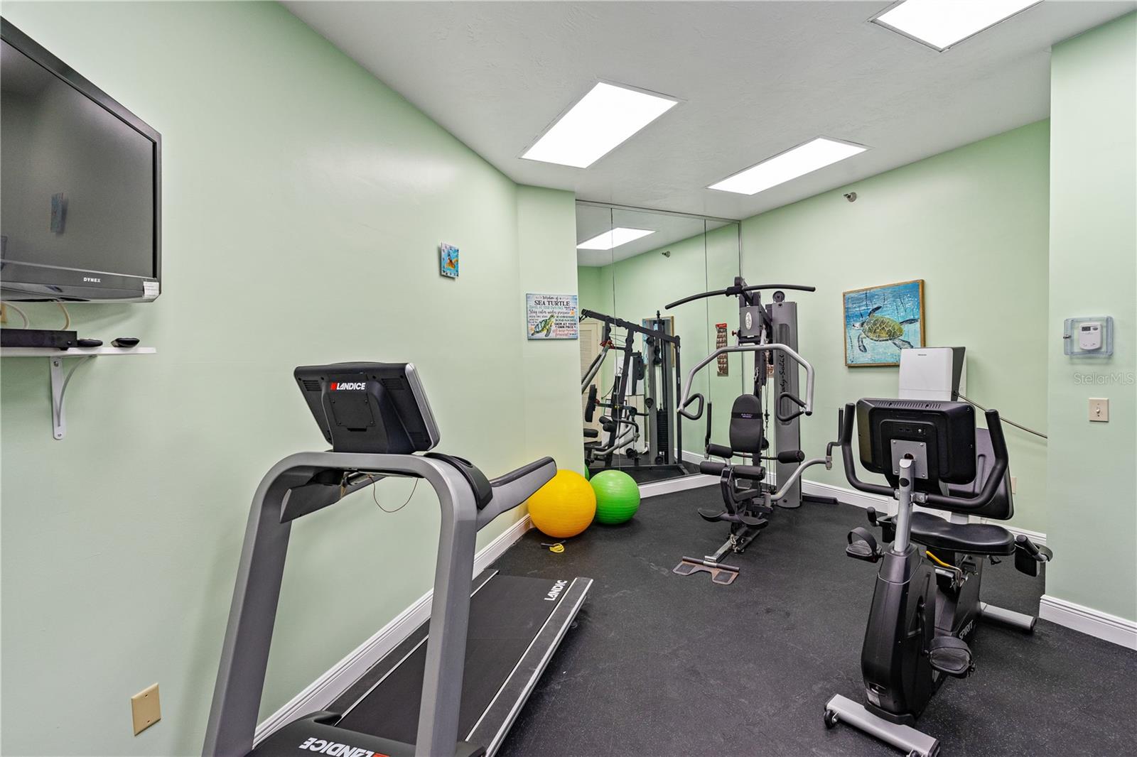 Image 45 of 52 For 3013 Atlantic Avenue 4070