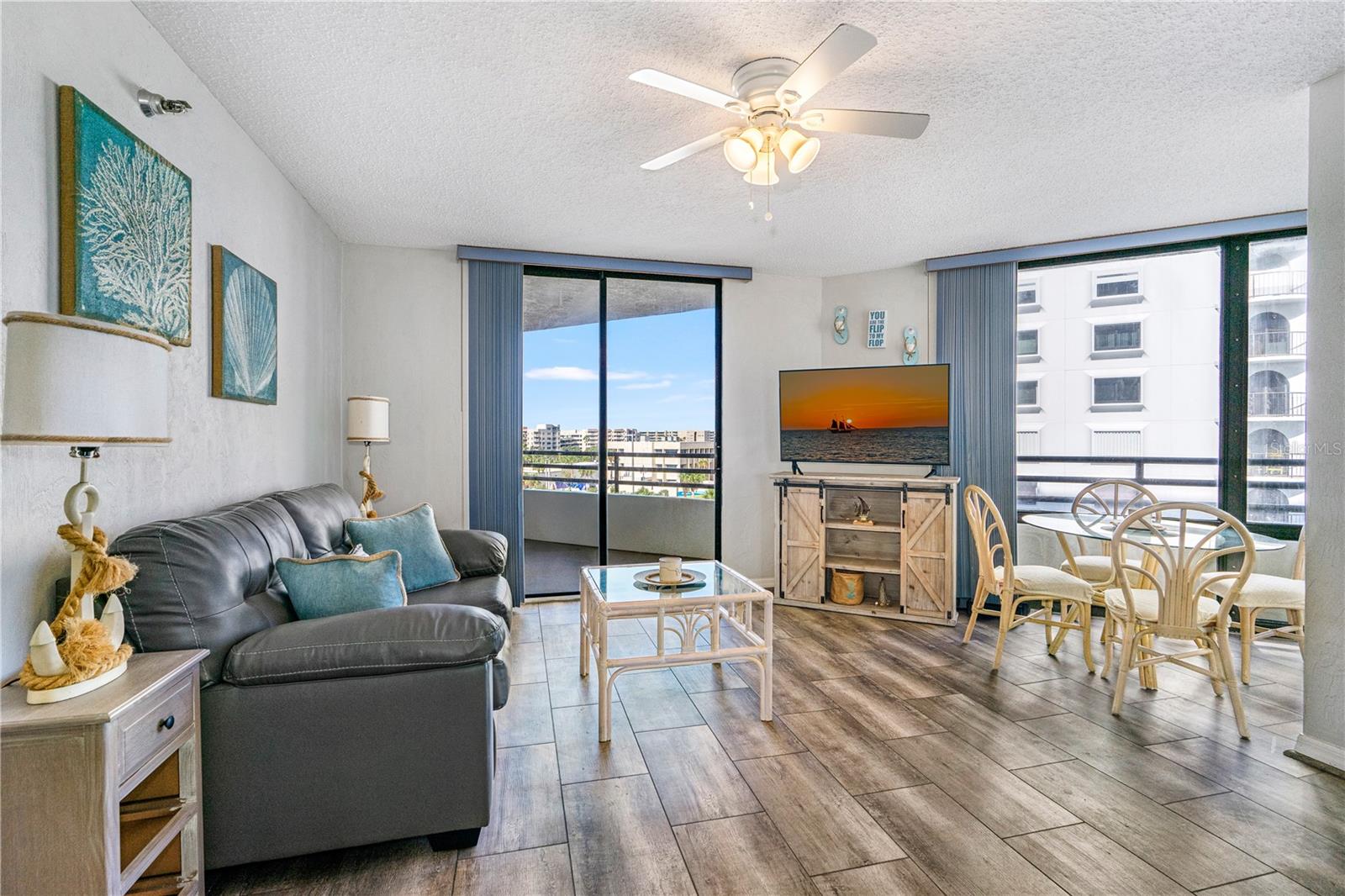 Image 5 of 52 For 3013 Atlantic Avenue 4070