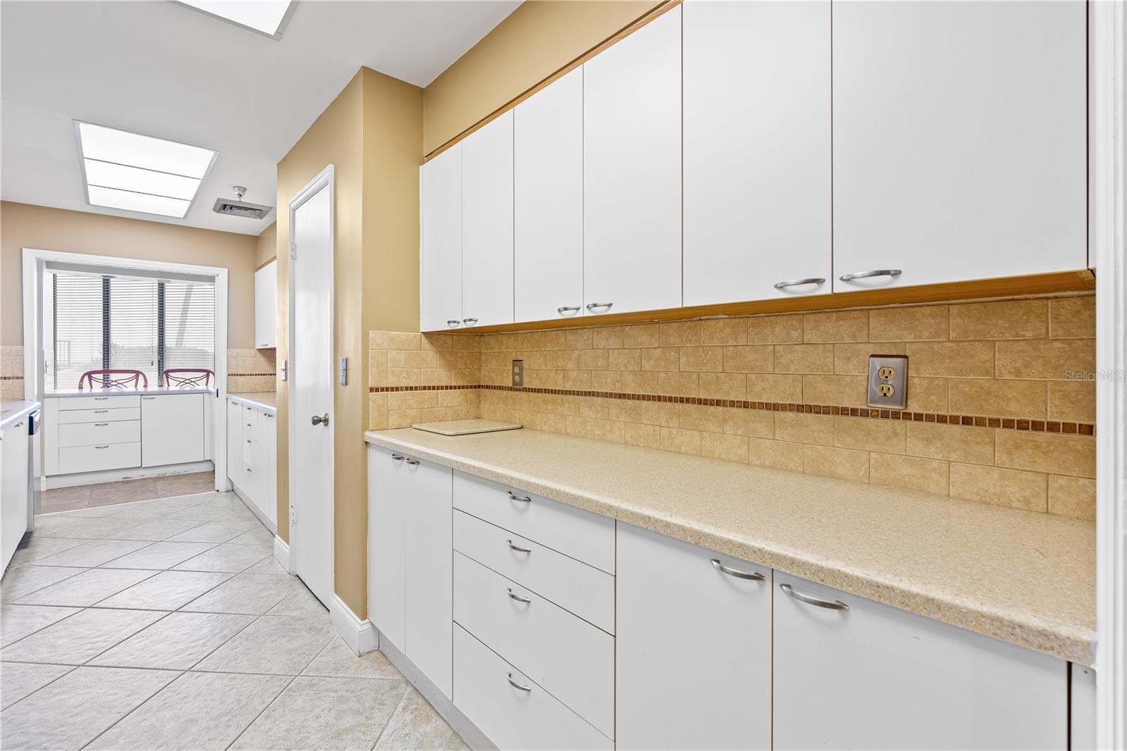 Image 50 of 52 For 3013 Atlantic Avenue 4070