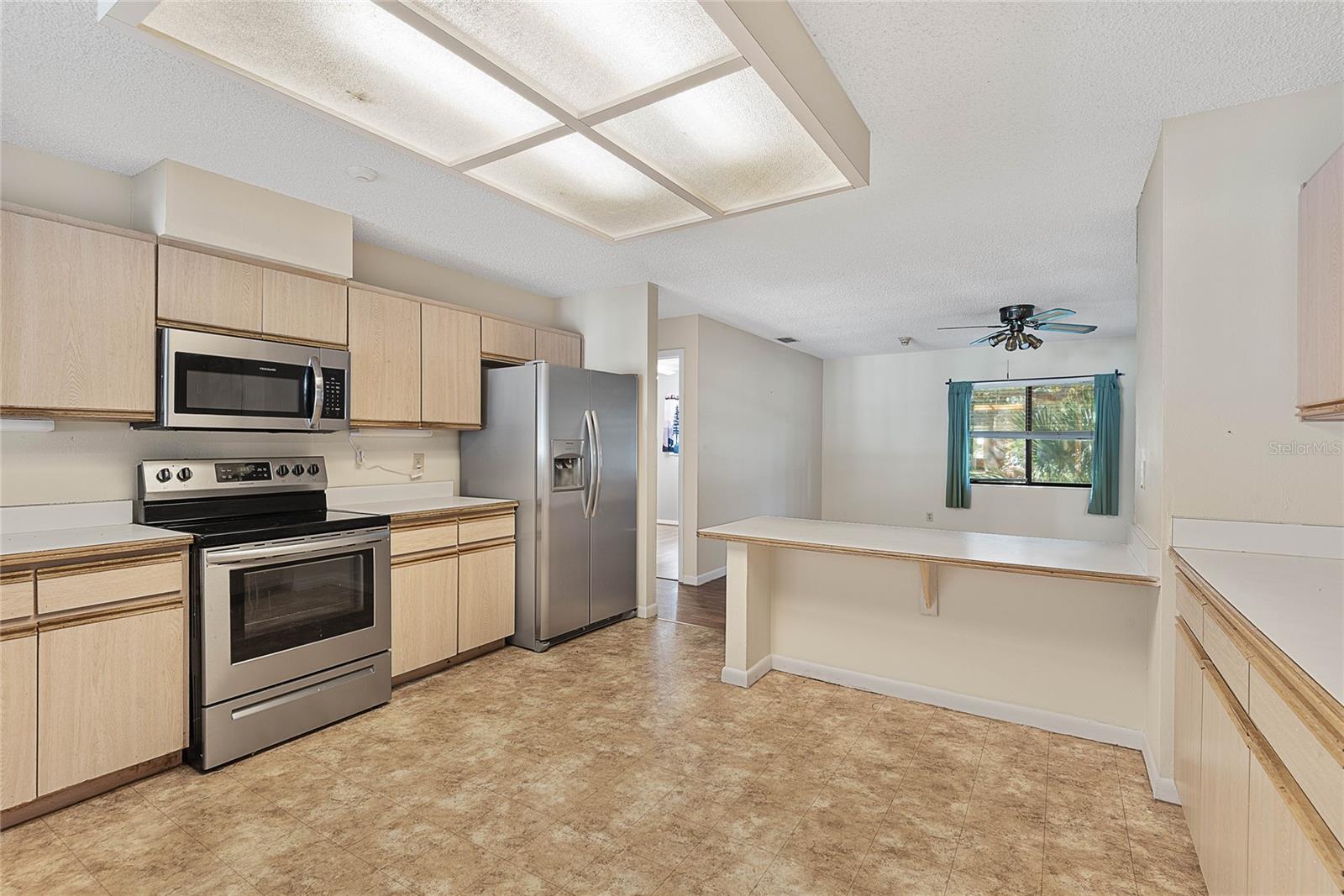 Image 22 of 65 For 2 Black Oak Court