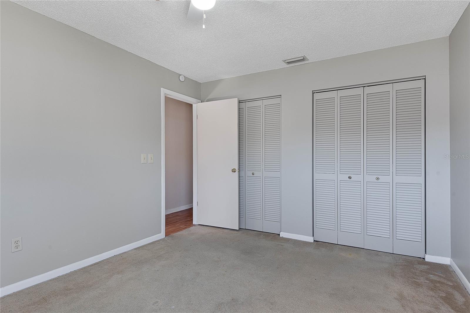 Image 36 of 65 For 2 Black Oak Court