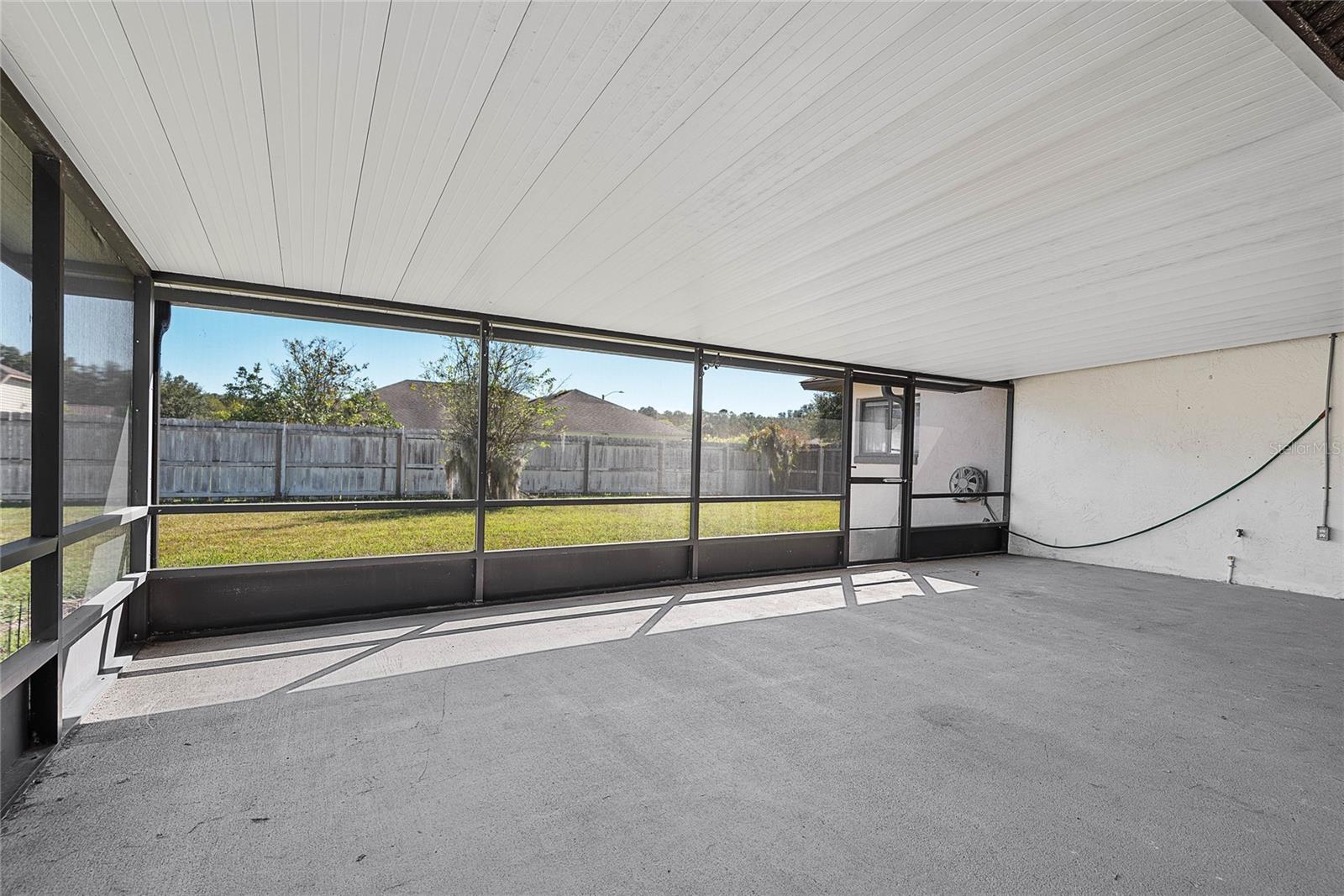 Image 42 of 65 For 2 Black Oak Court