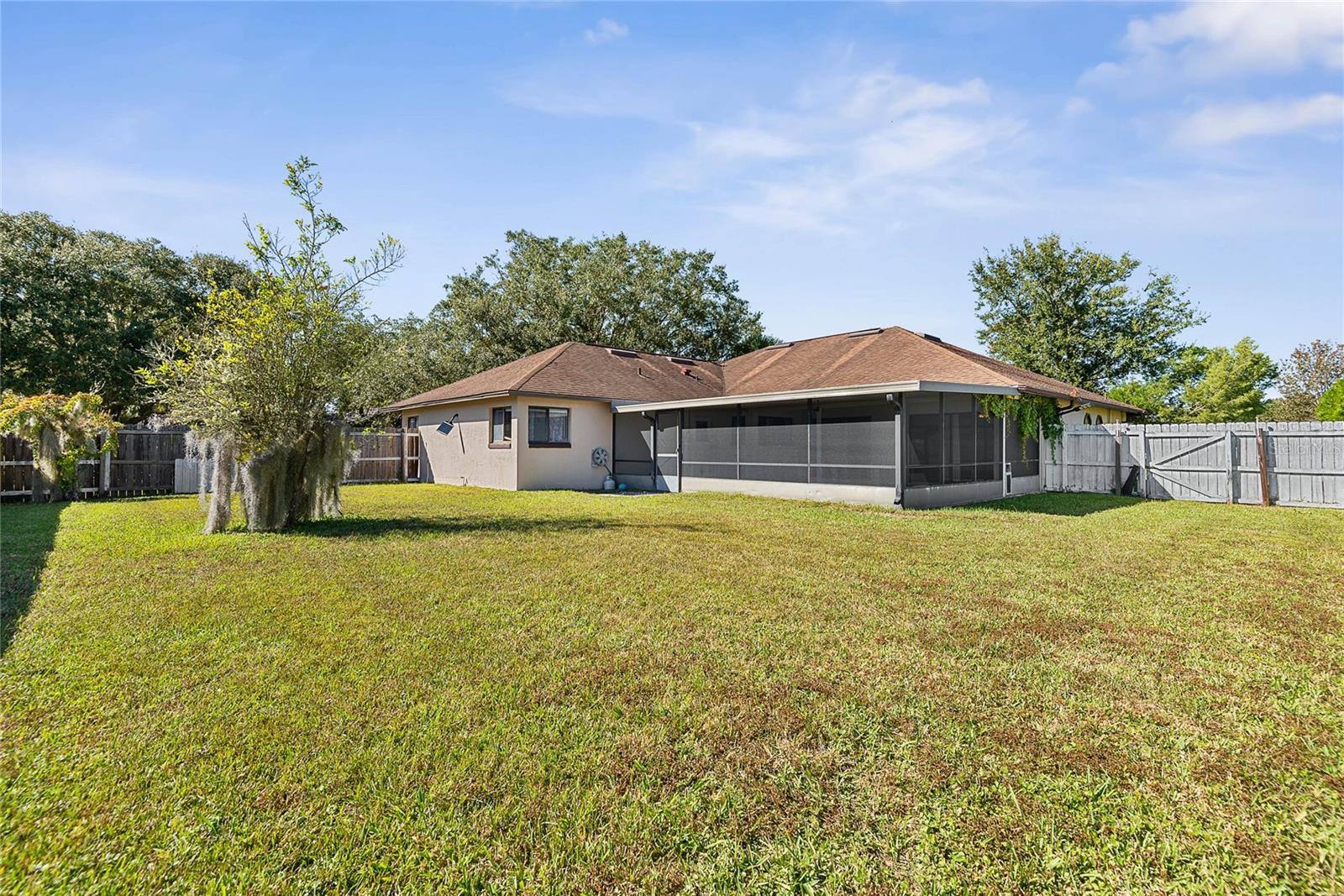 Image 45 of 65 For 2 Black Oak Court