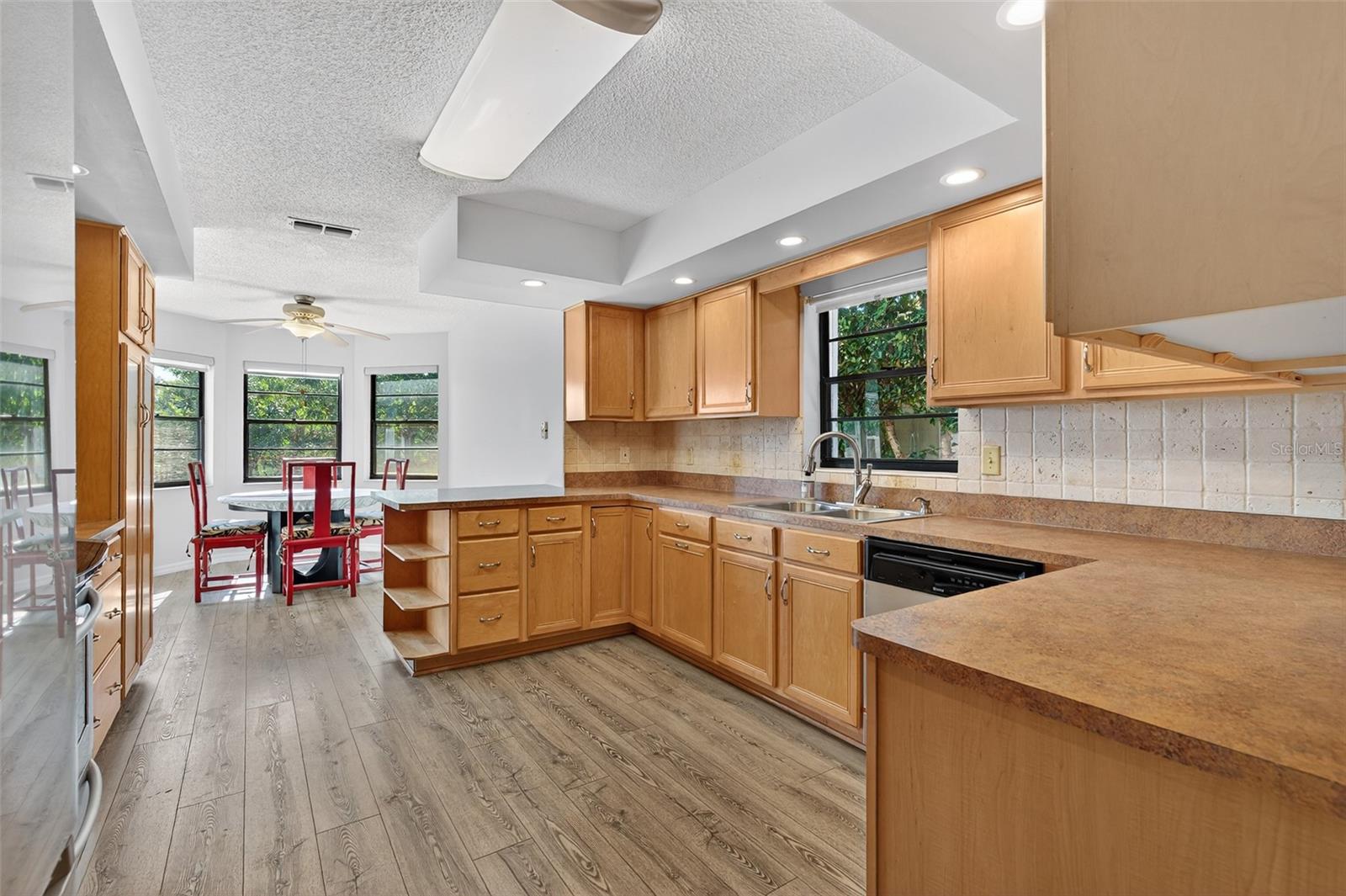 Image 13 of 43 For 4 Cedar Hollow Court