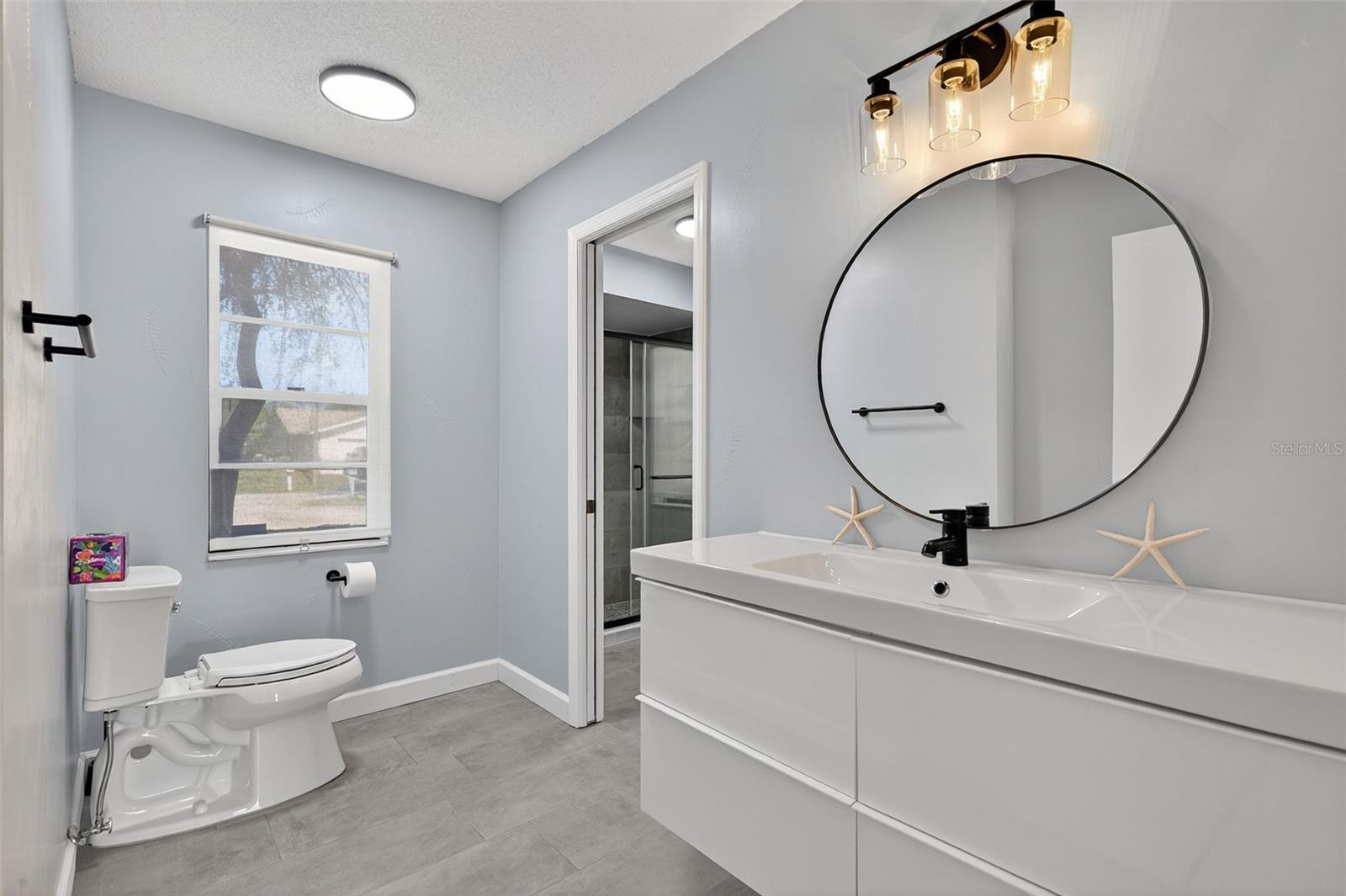 Image 24 of 43 For 4 Cedar Hollow Court