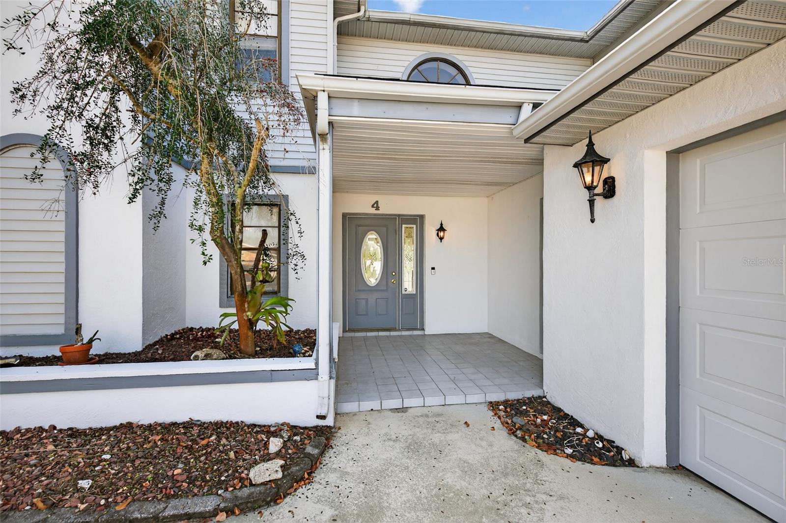 Image 6 of 43 For 4 Cedar Hollow Court