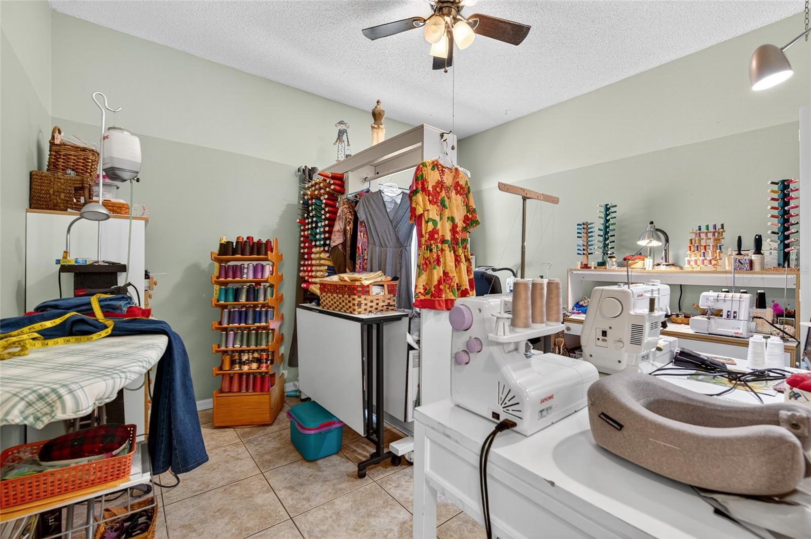 Image 16 of 27 For 42 Buffalo Bill Drive