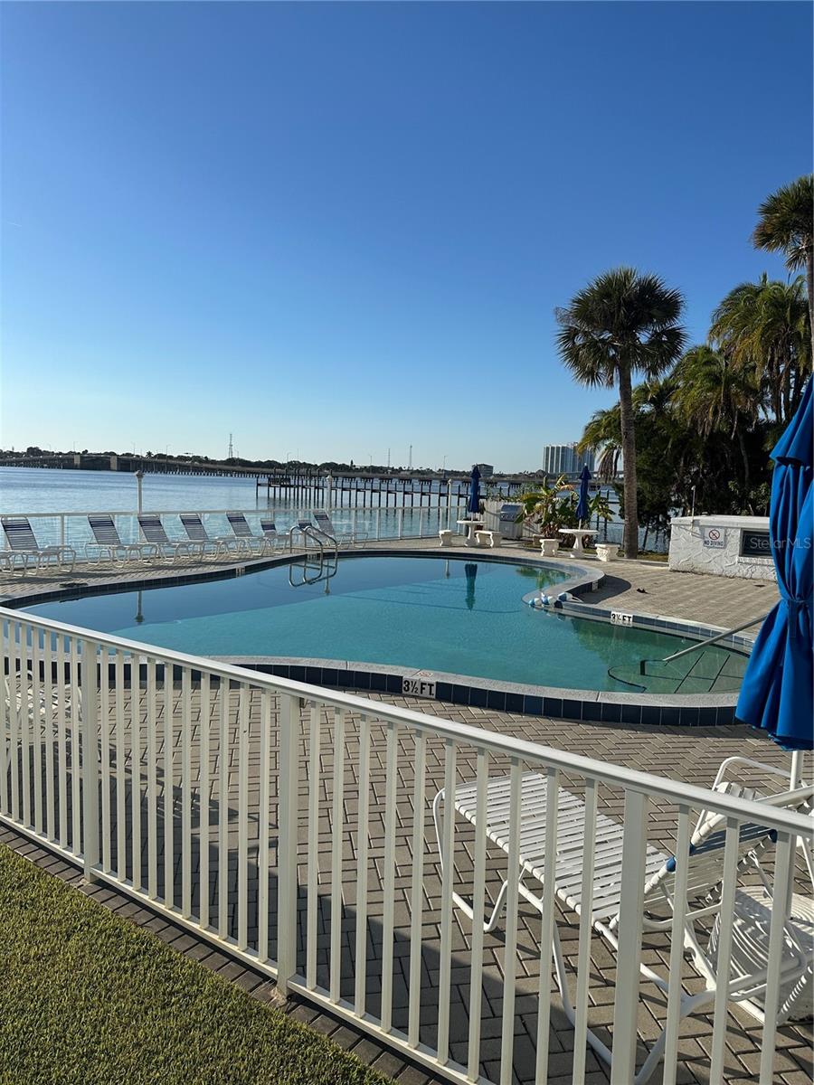 Image 16 of 17 For 118 Halifax Avenue 210