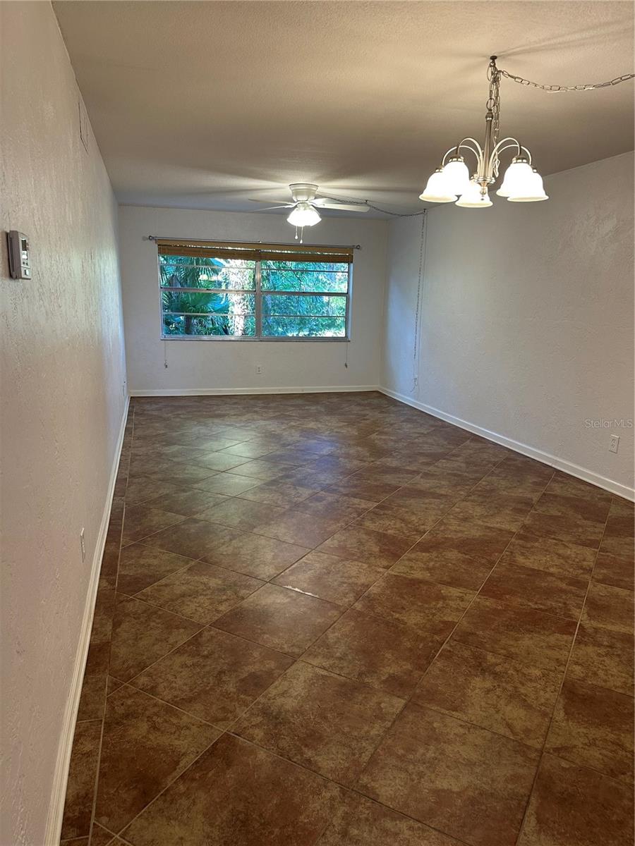 Image 2 of 17 For 118 Halifax Avenue 210