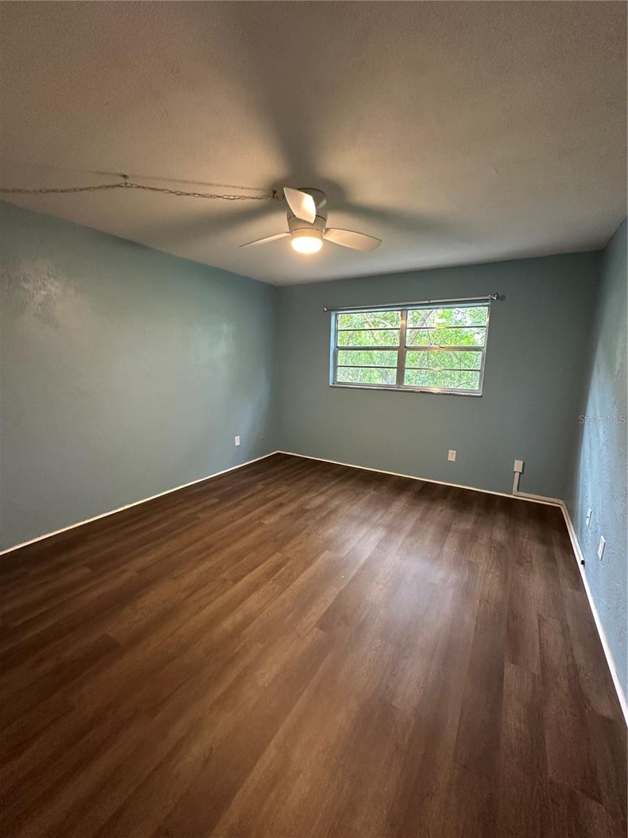 Image 6 of 17 For 118 Halifax Avenue 210