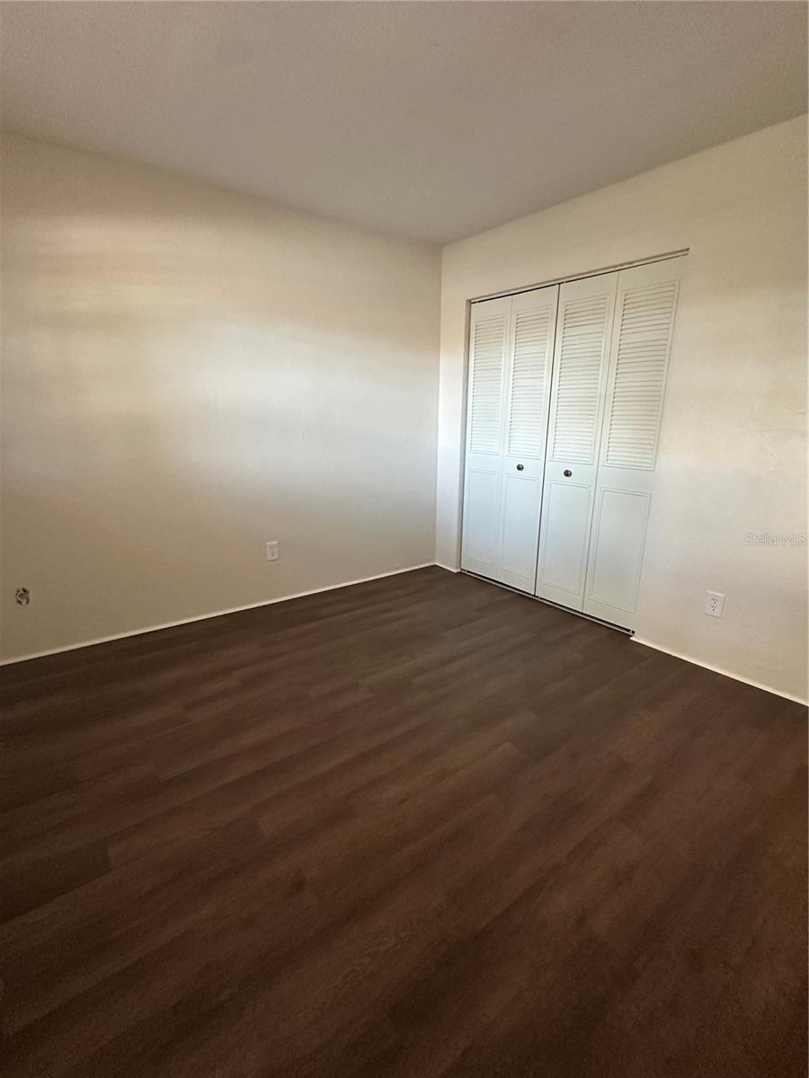 Image 9 of 17 For 118 Halifax Avenue 210