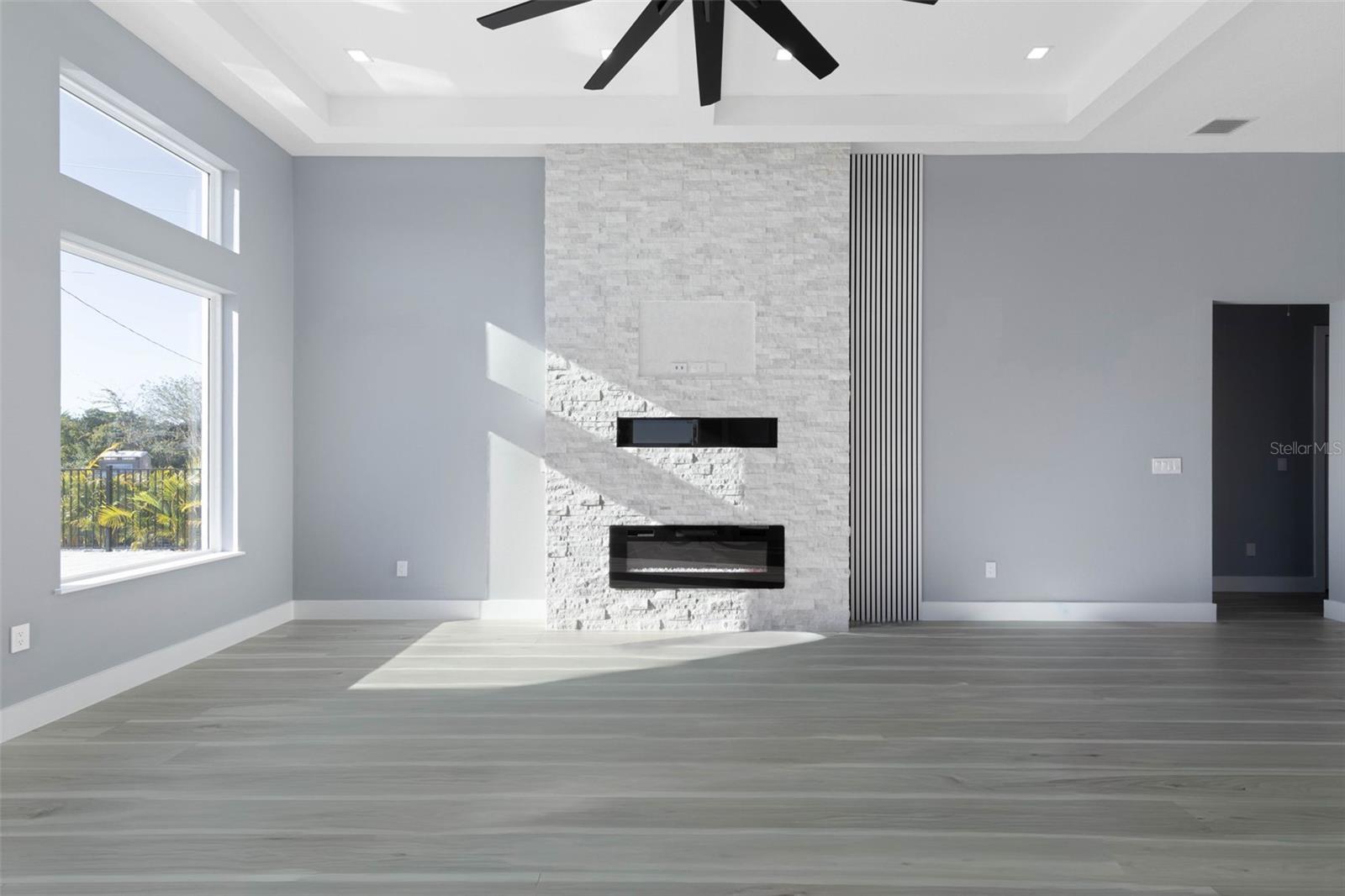 Image 12 of 89 For 10 Colorado Drive