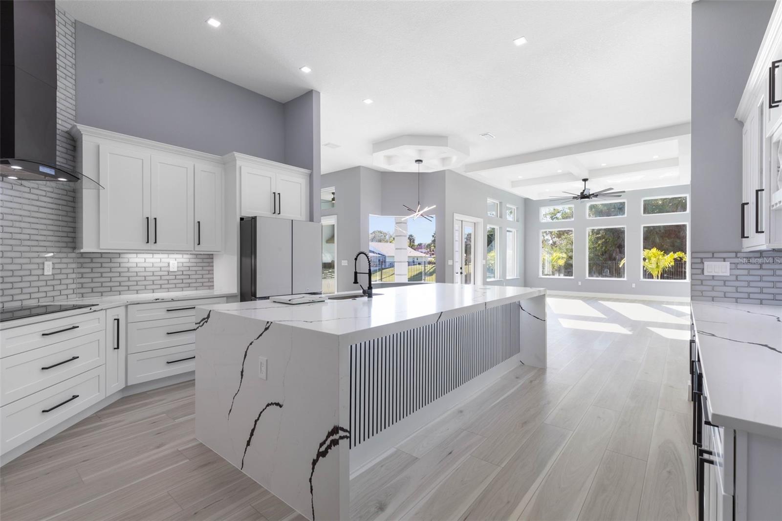 Image 19 of 89 For 10 Colorado Drive