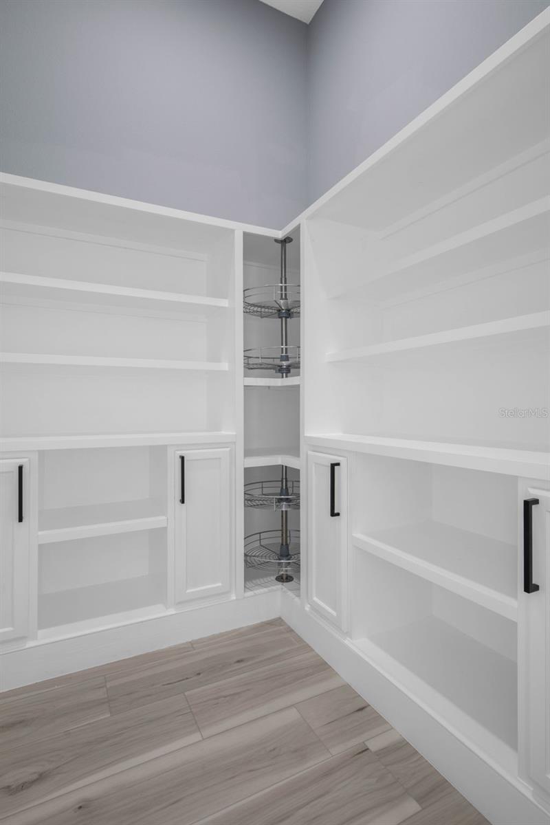 Image 24 of 89 For 10 Colorado Drive