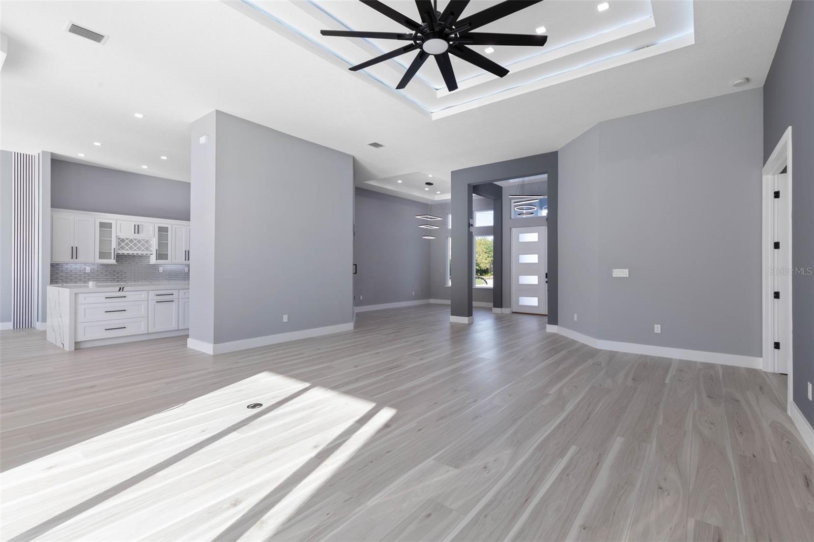 Image 26 of 89 For 10 Colorado Drive