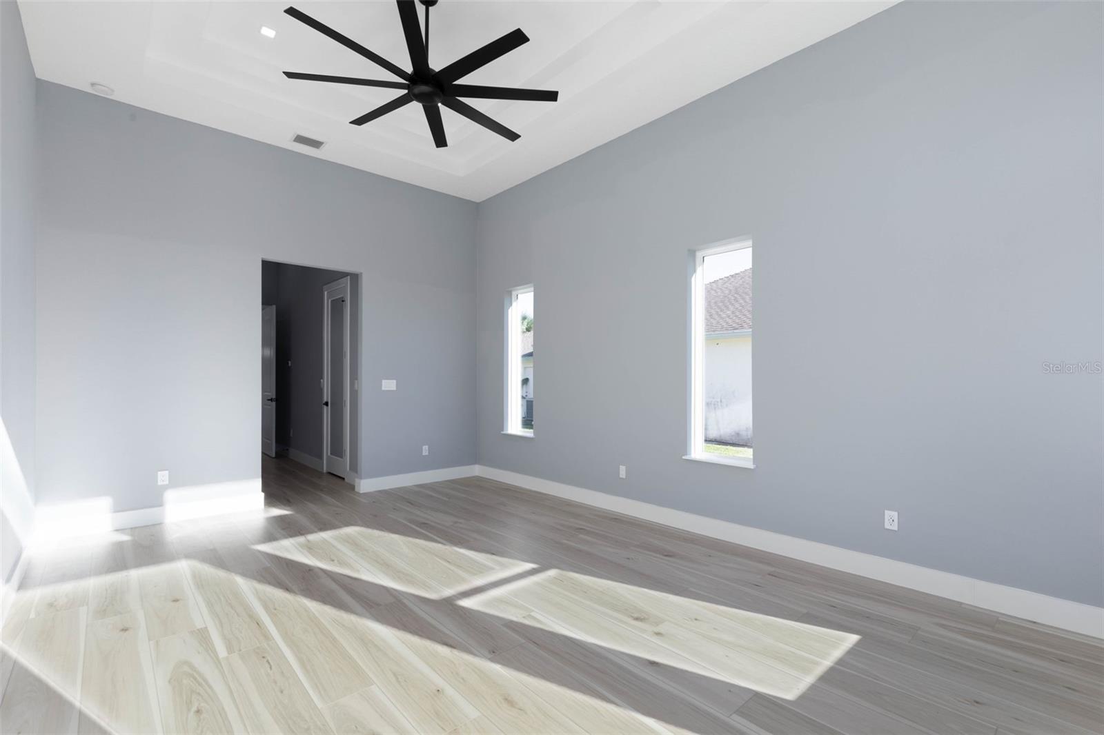 Image 33 of 89 For 10 Colorado Drive