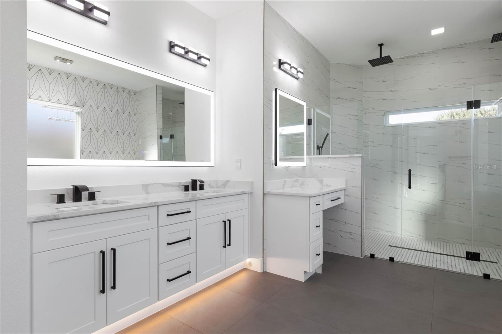 Image 35 of 89 For 10 Colorado Drive