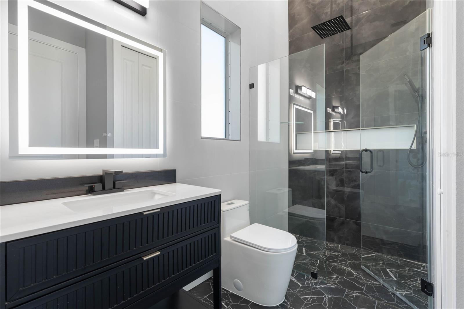 Image 44 of 89 For 10 Colorado Drive