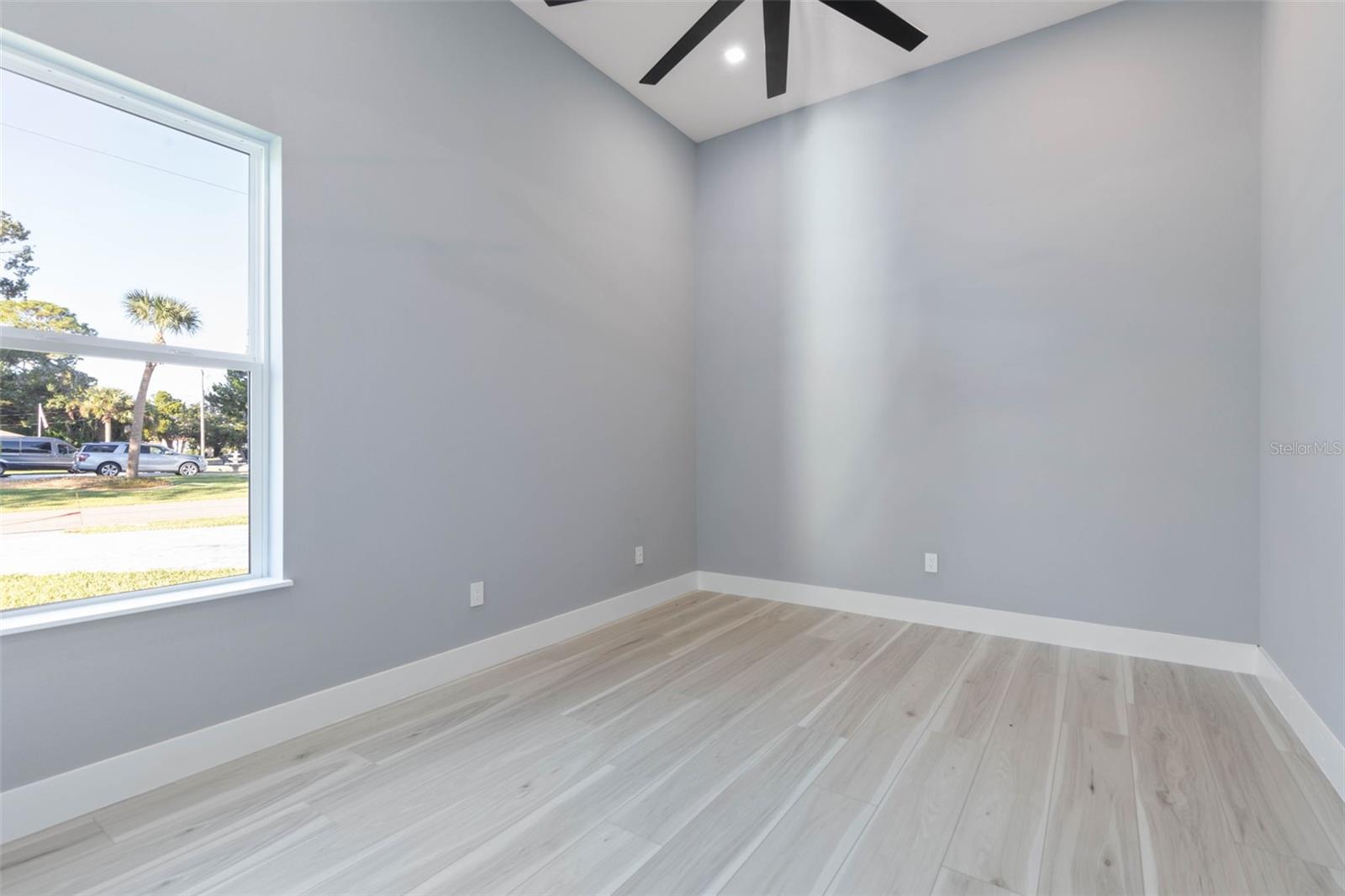 Image 46 of 89 For 10 Colorado Drive