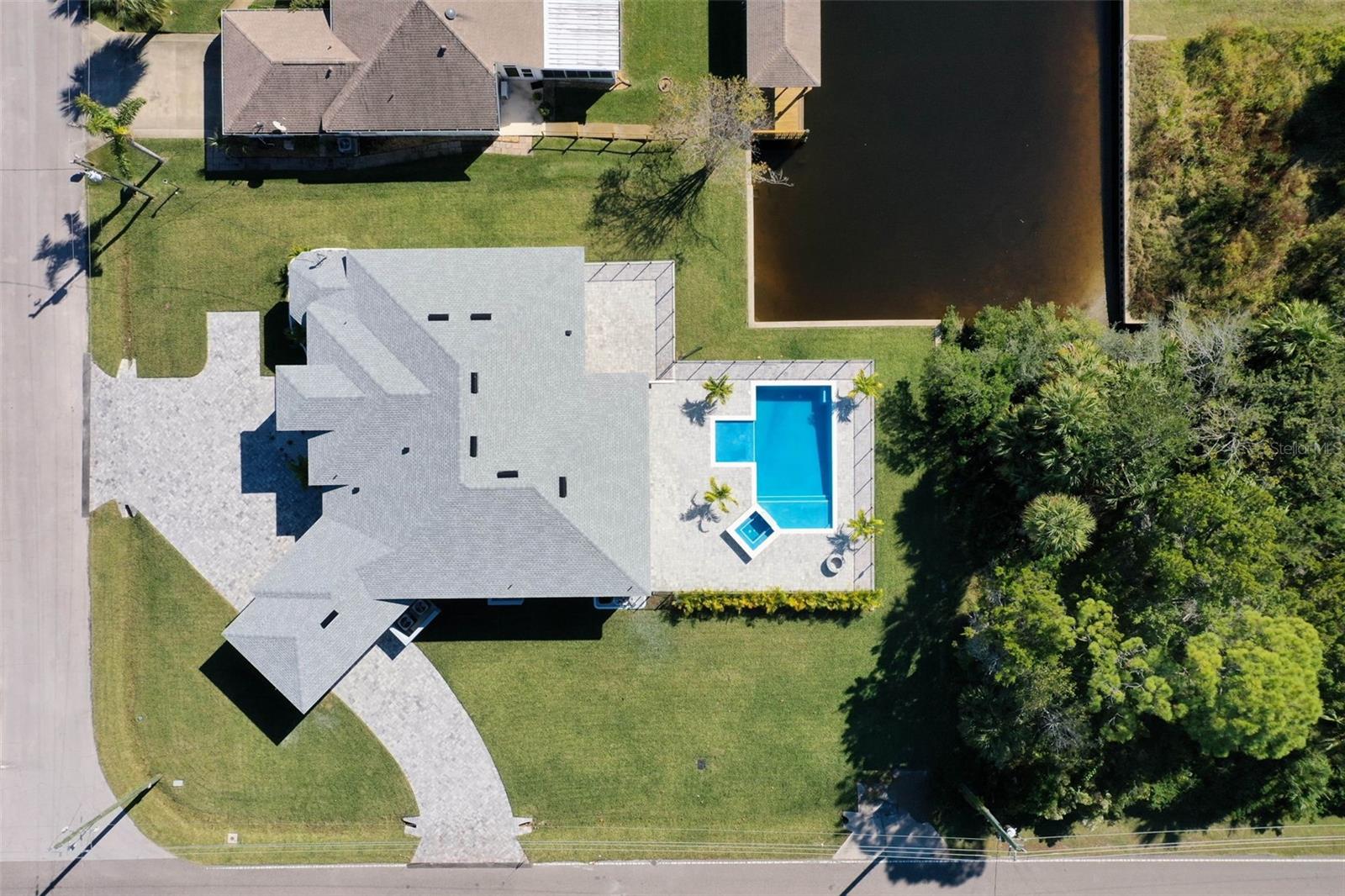 Image 5 of 89 For 10 Colorado Drive