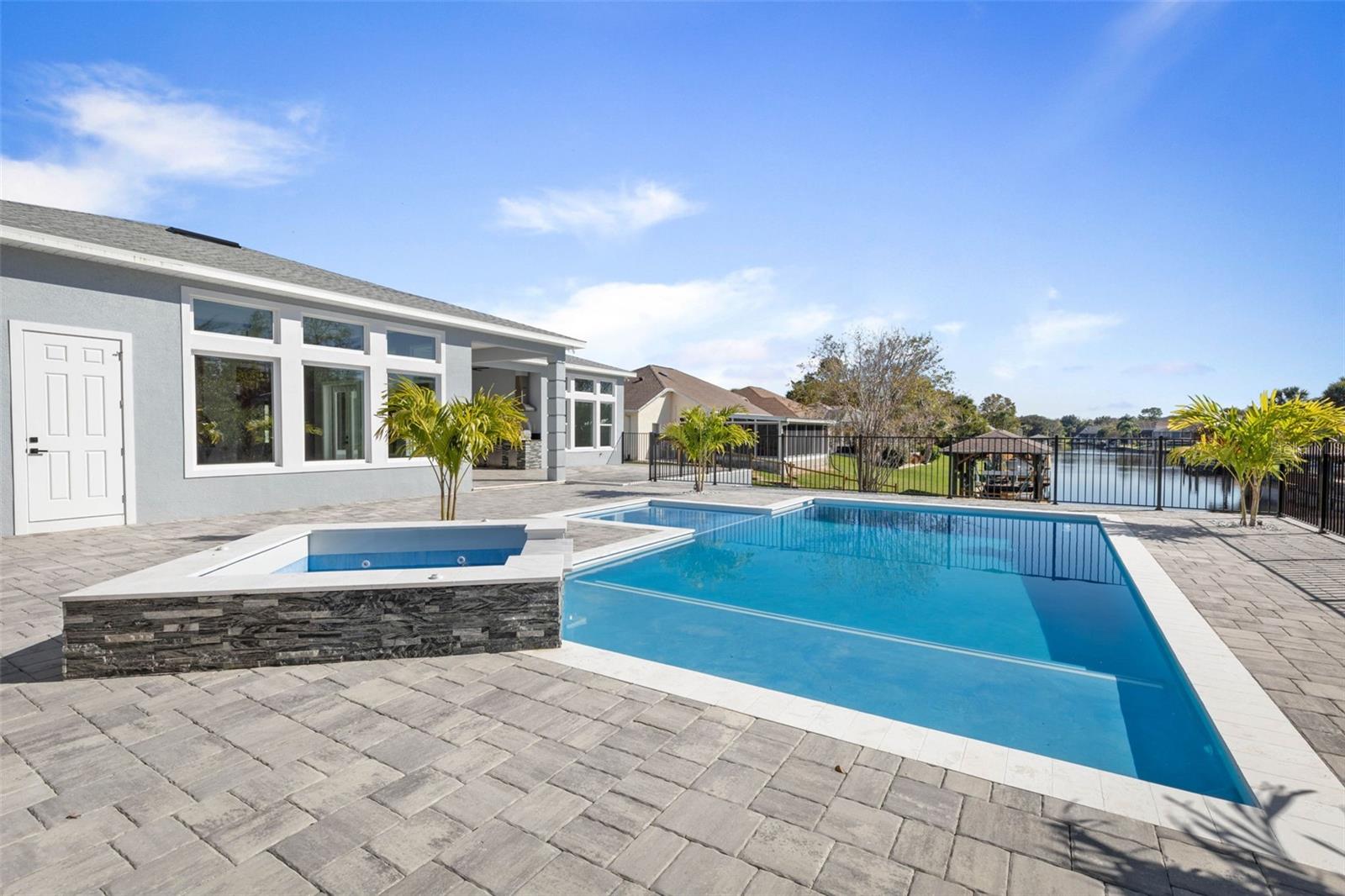 Image 52 of 89 For 10 Colorado Drive