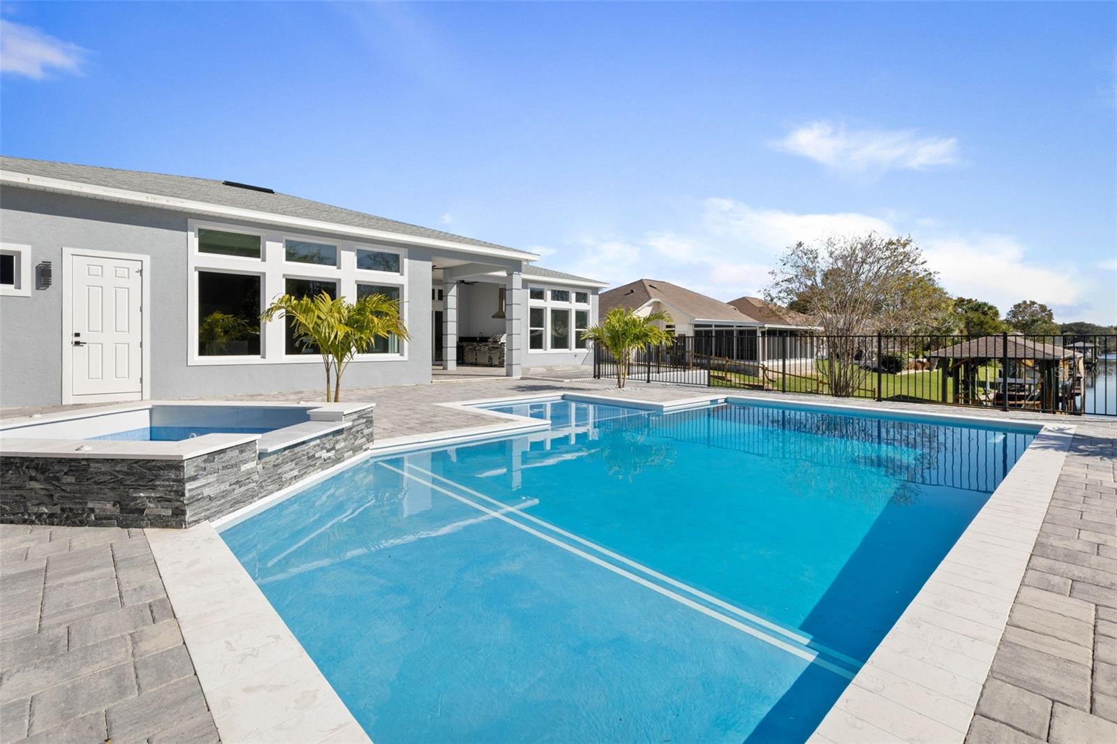 Image 54 of 89 For 10 Colorado Drive