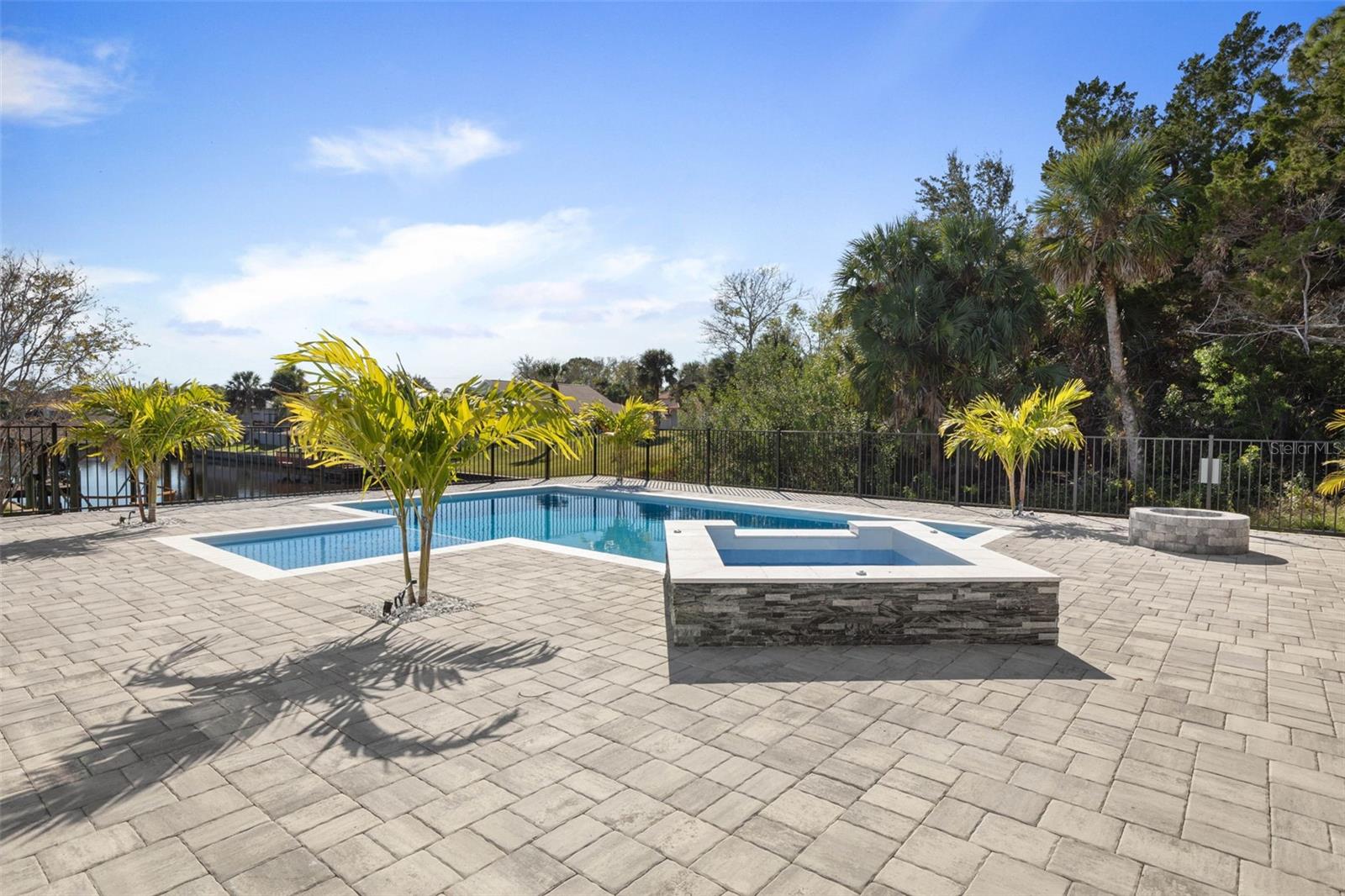 Image 57 of 89 For 10 Colorado Drive