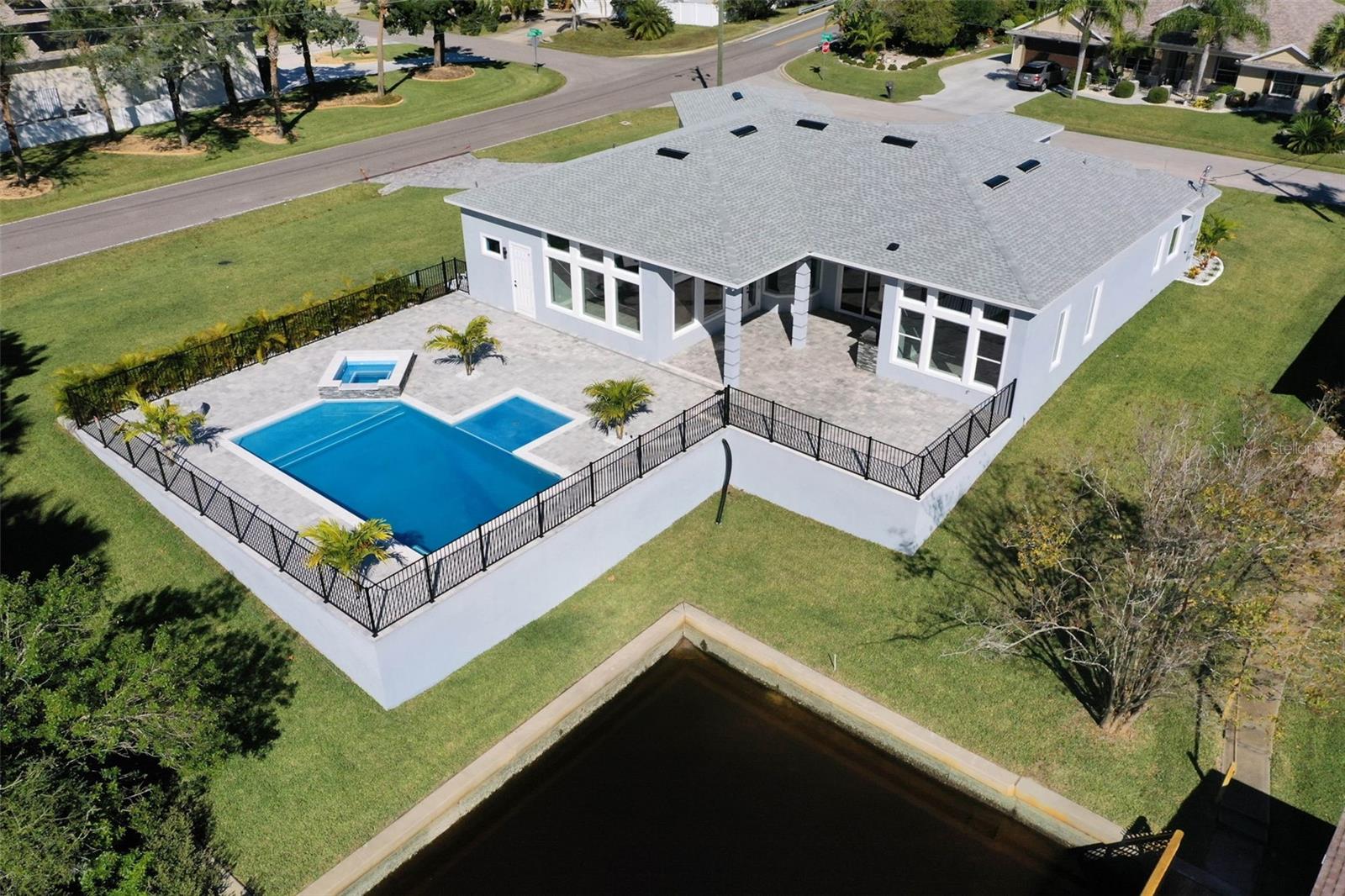 Image 70 of 89 For 10 Colorado Drive