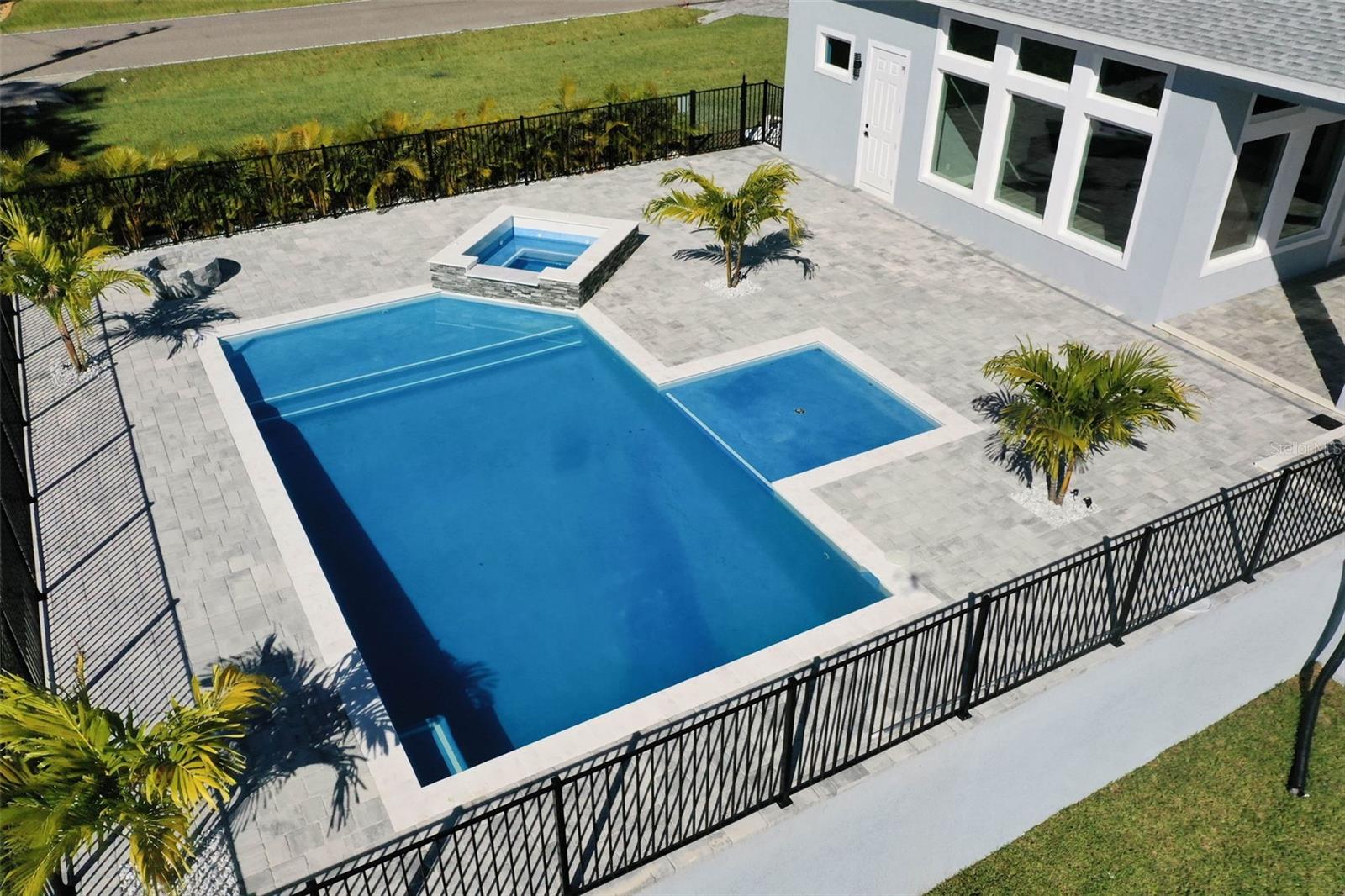 Image 71 of 89 For 10 Colorado Drive