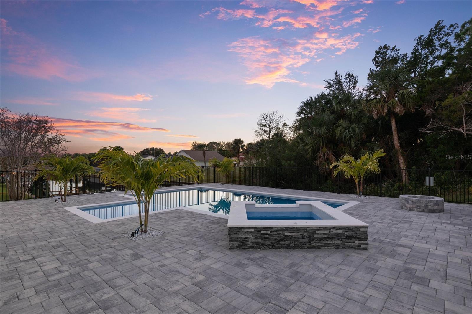 Image 77 of 89 For 10 Colorado Drive