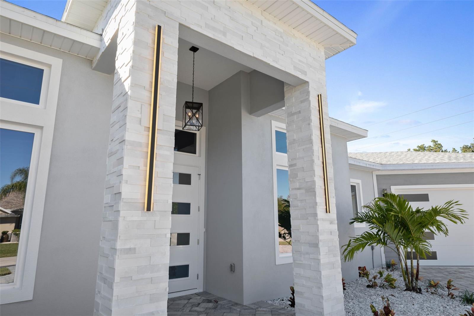 Image 8 of 89 For 10 Colorado Drive