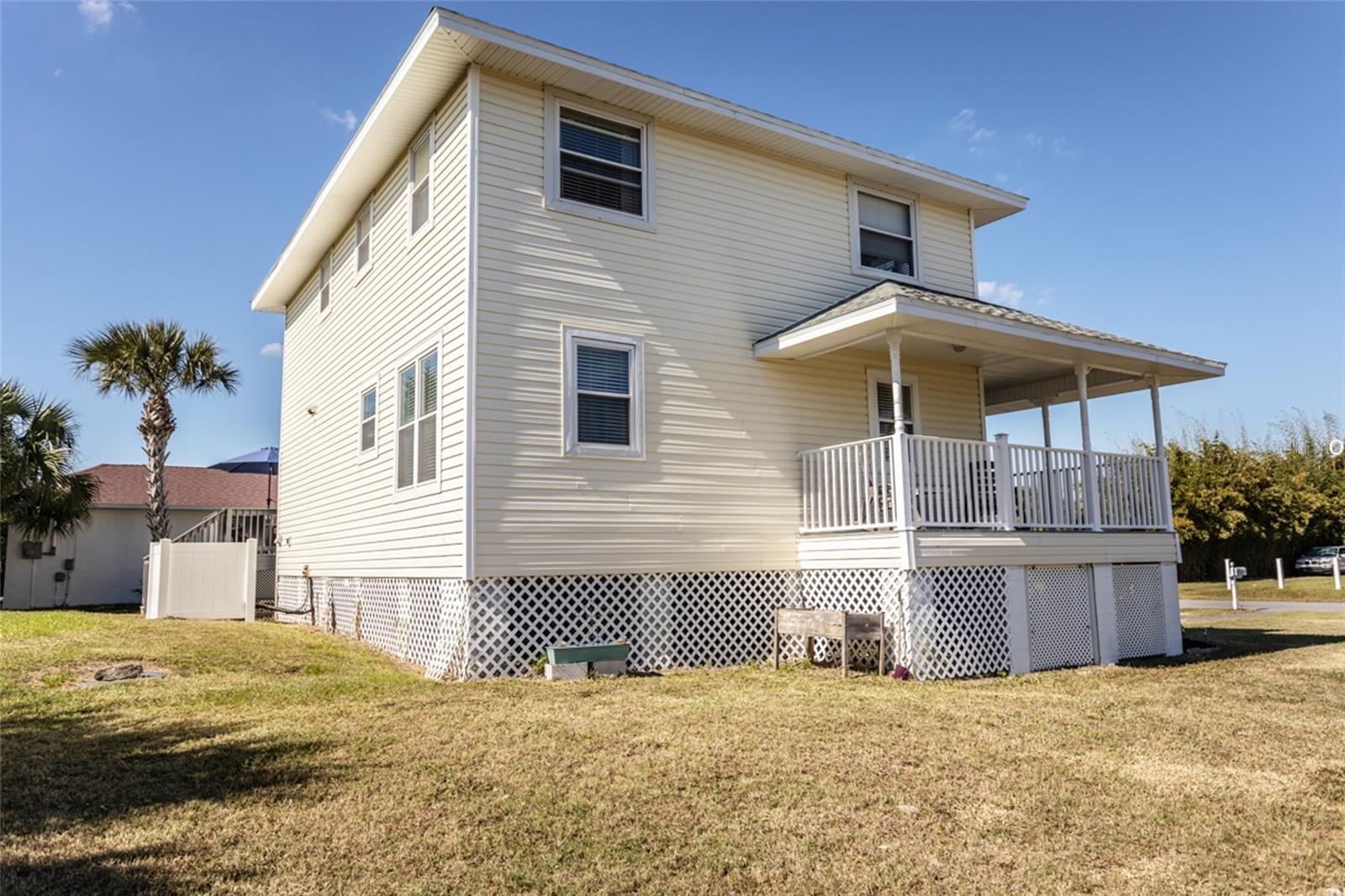 Image 32 of 54 For 44 Flagler Drive