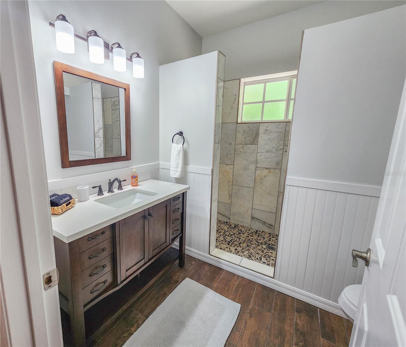 Image 20 of 38 For 5 Crossgate Court W