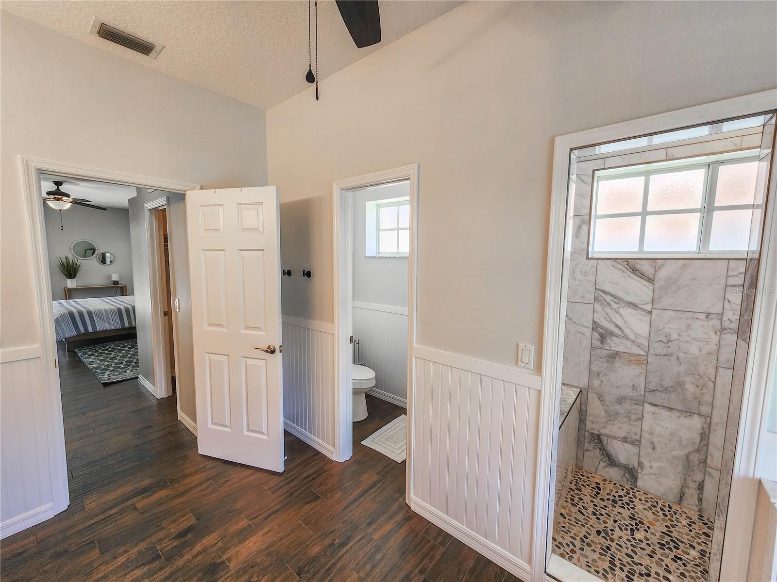 Image 21 of 38 For 5 Crossgate Court W