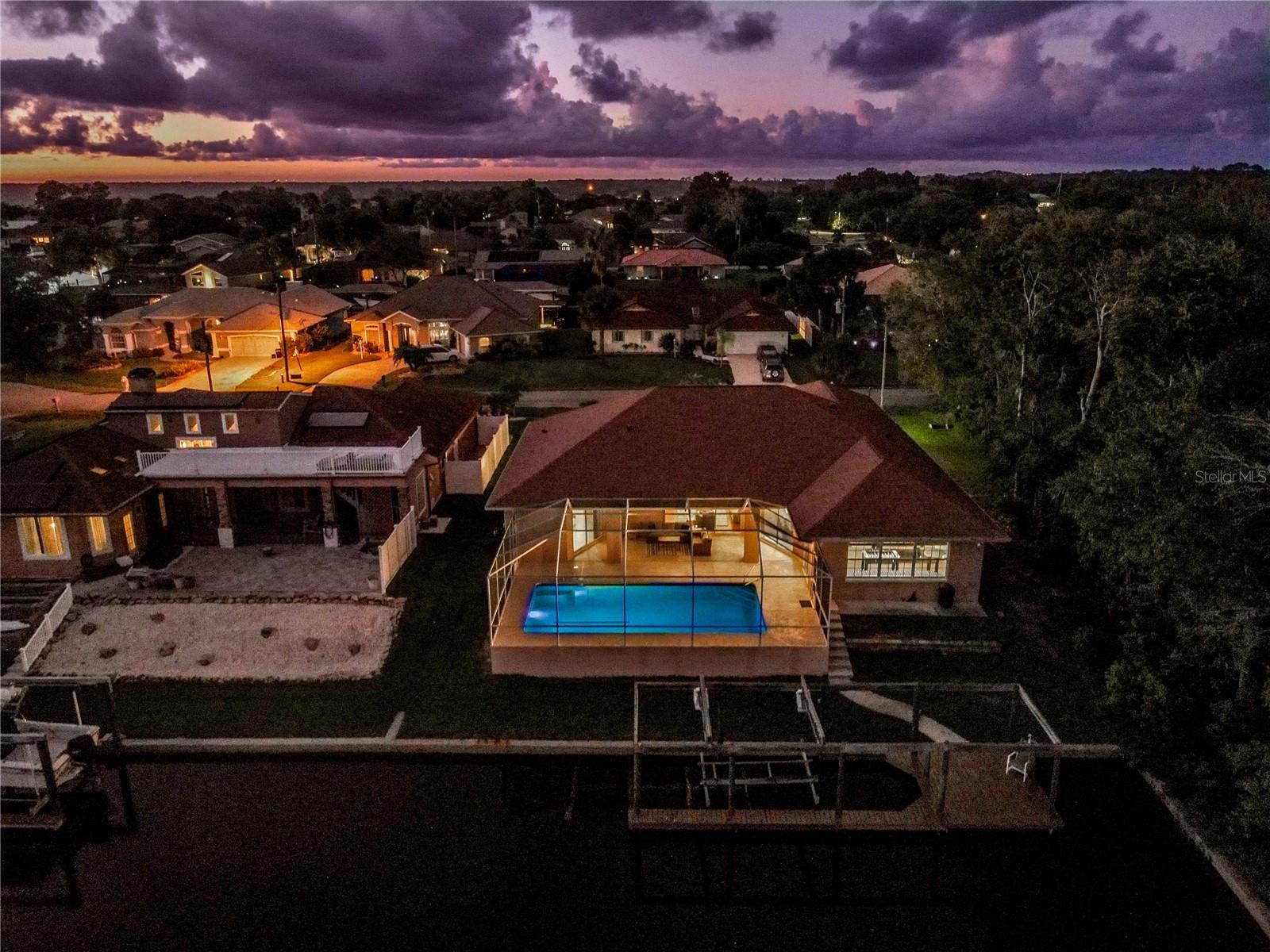 Image 27 of 38 For 5 Crossgate Court W