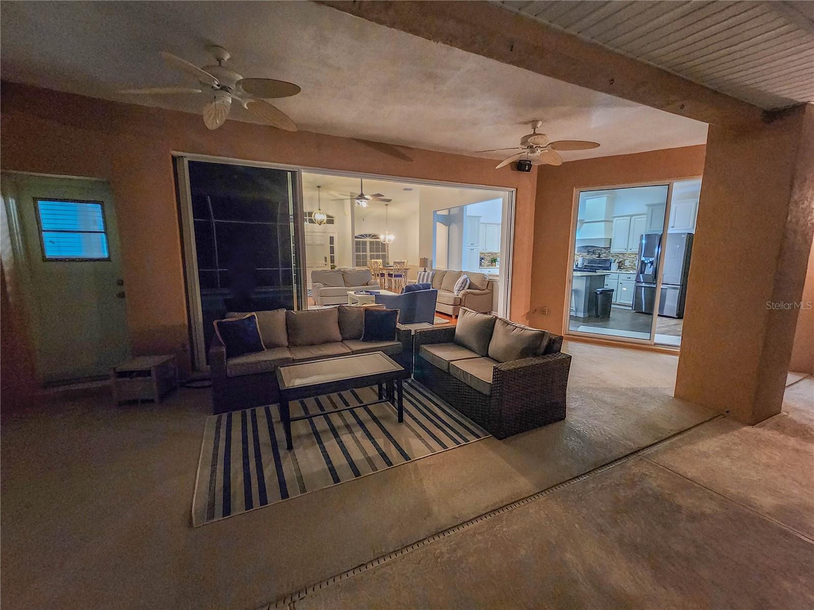 Image 28 of 38 For 5 Crossgate Court W