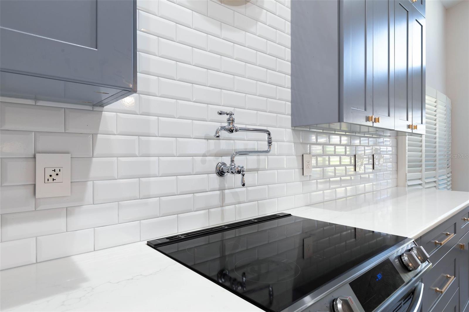 Image 13 of 81 For 2 Gleneagles Place