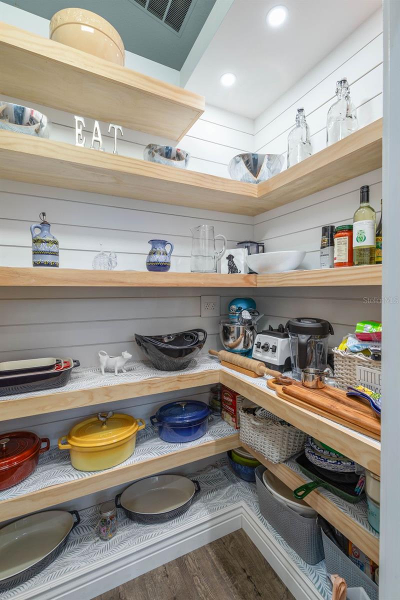 Image 17 of 81 For 2 Gleneagles Place