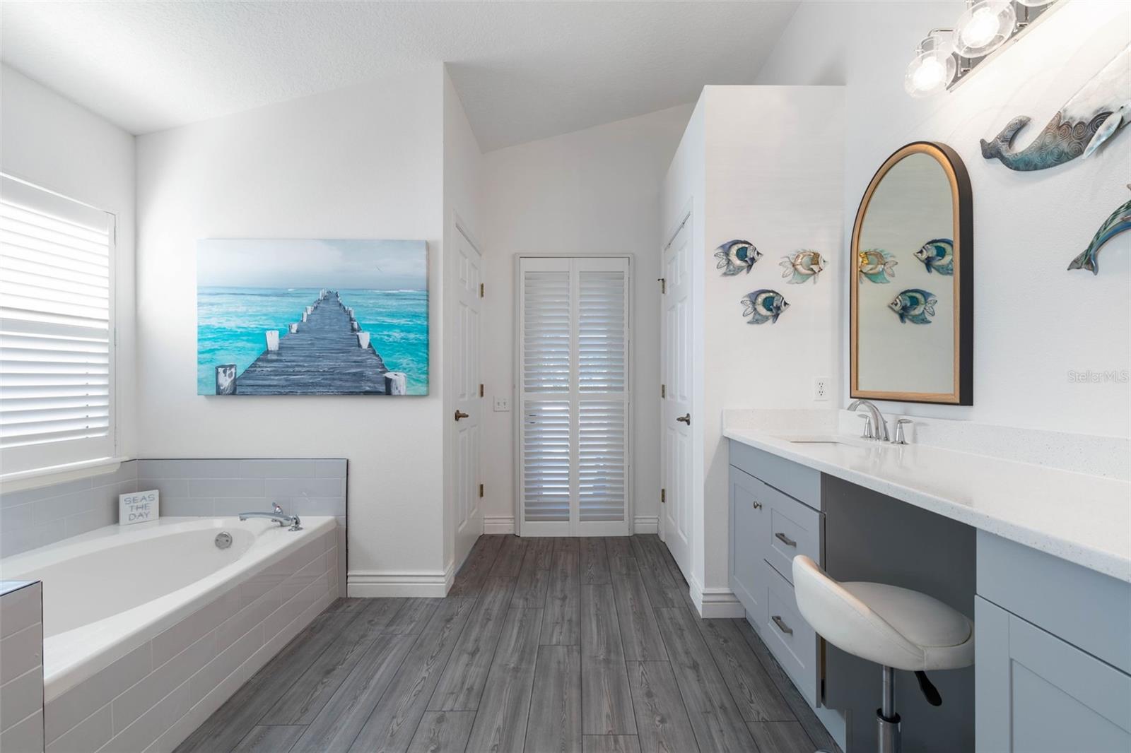 Image 21 of 81 For 2 Gleneagles Place