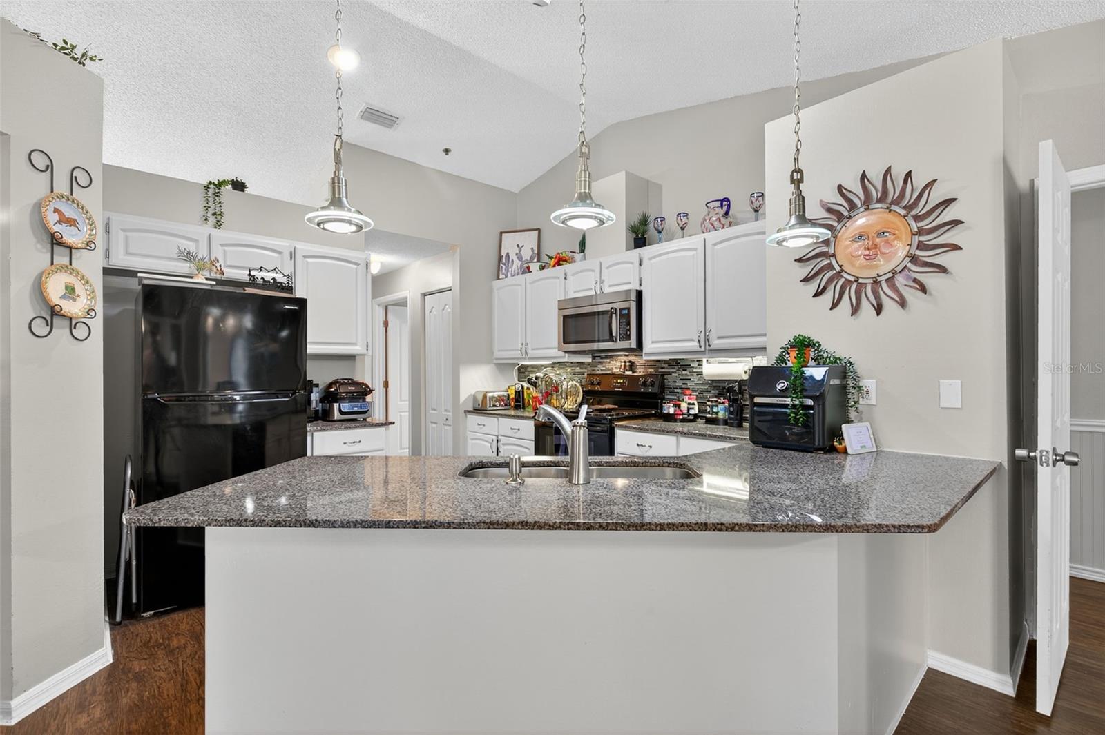 Image 12 of 50 For 74 Fort Caroline Lane