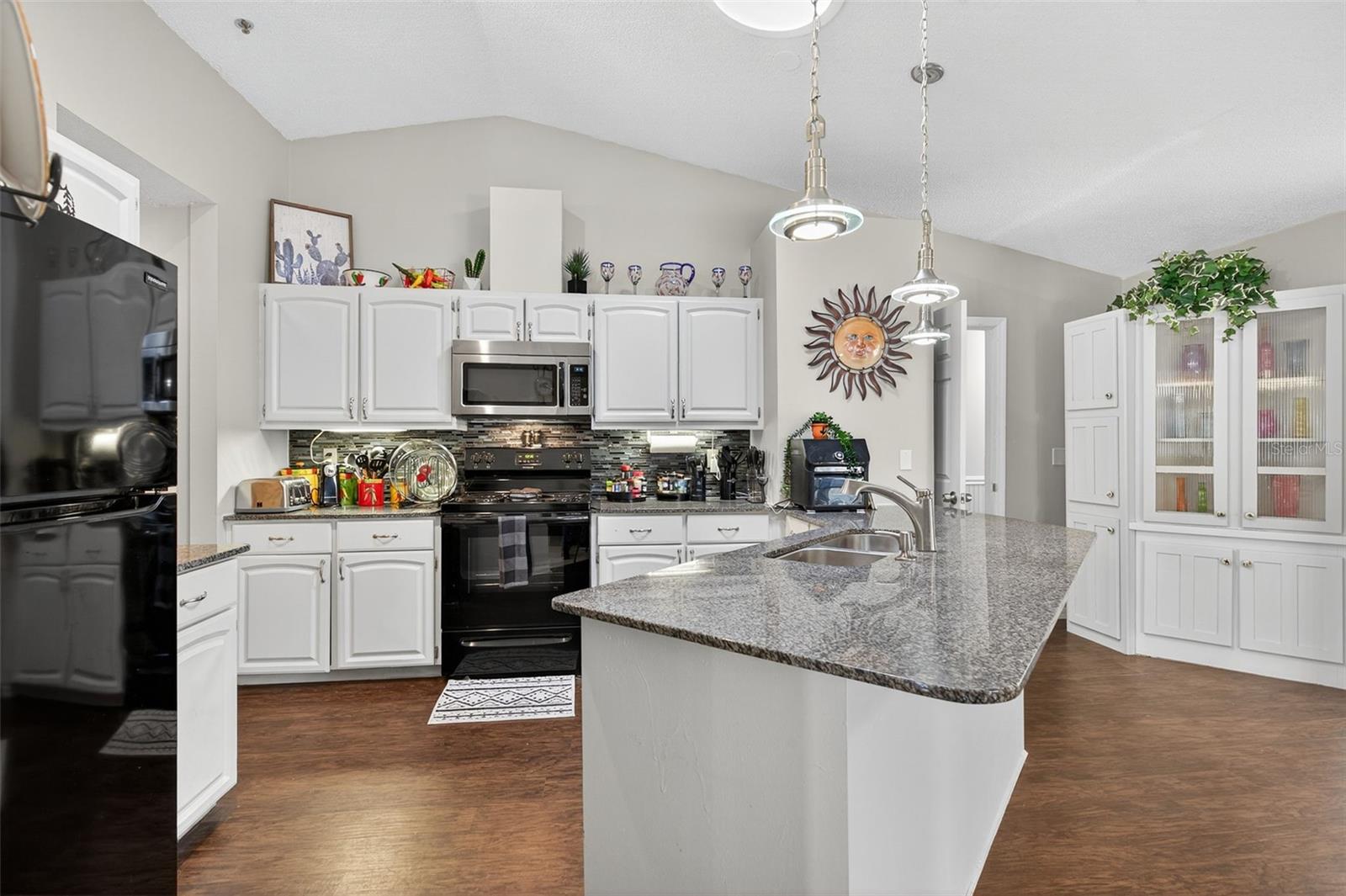 Image 13 of 50 For 74 Fort Caroline Lane