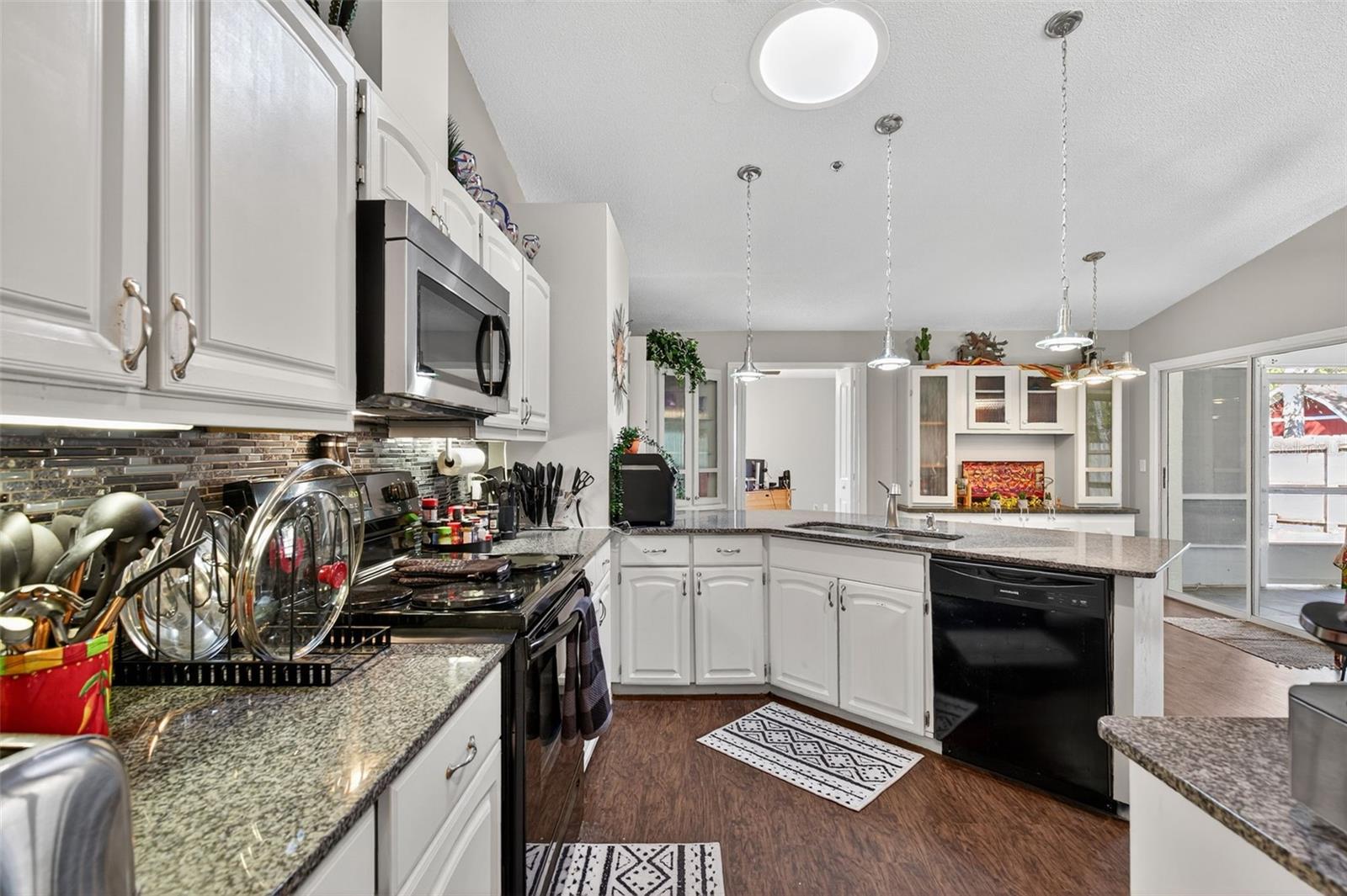 Image 16 of 50 For 74 Fort Caroline Lane